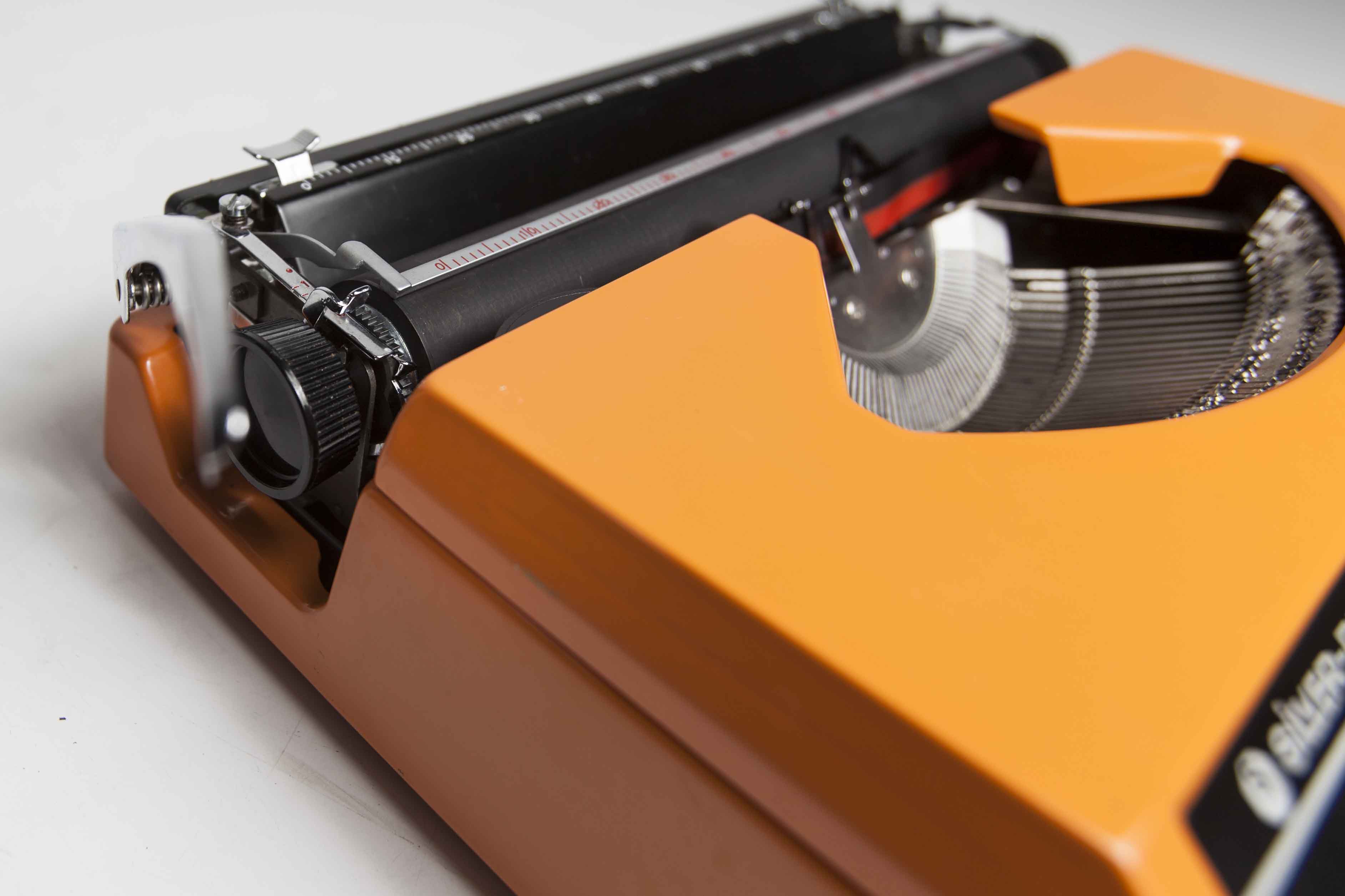 Silver Reed Sr 180 revised Luxury Typewriter and New Ribbon