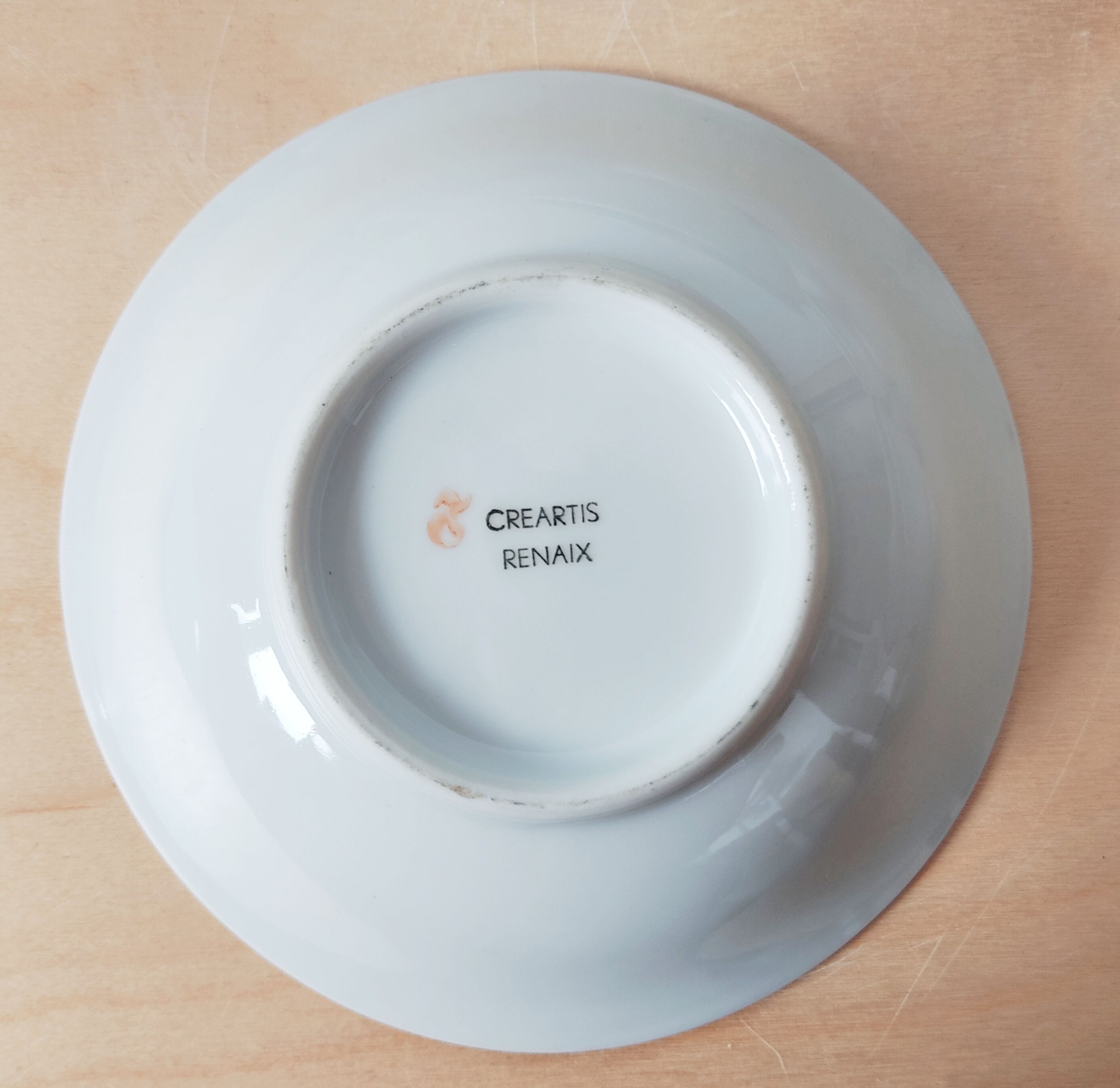 Set of 12 bowls decorated with Creartis Renaix fruit