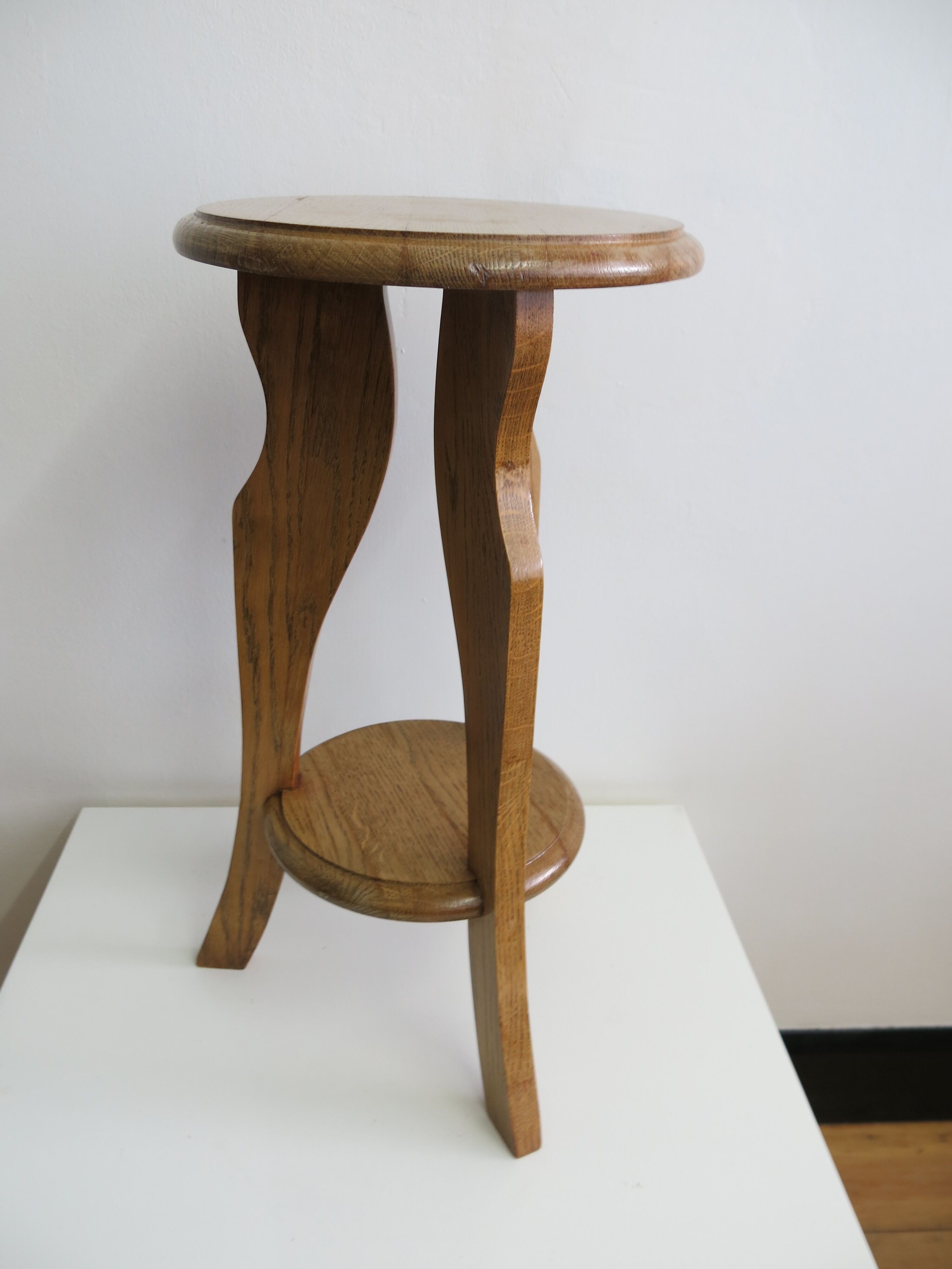 Small side table with plant holders