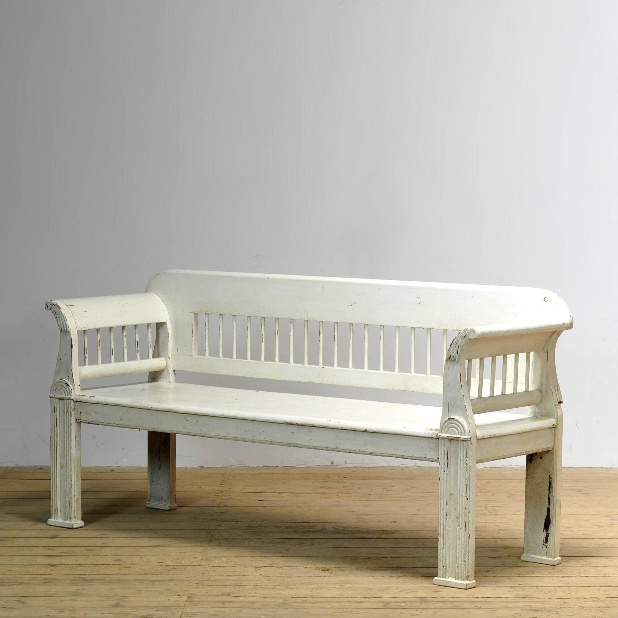 Antique pine bench, 1900s
