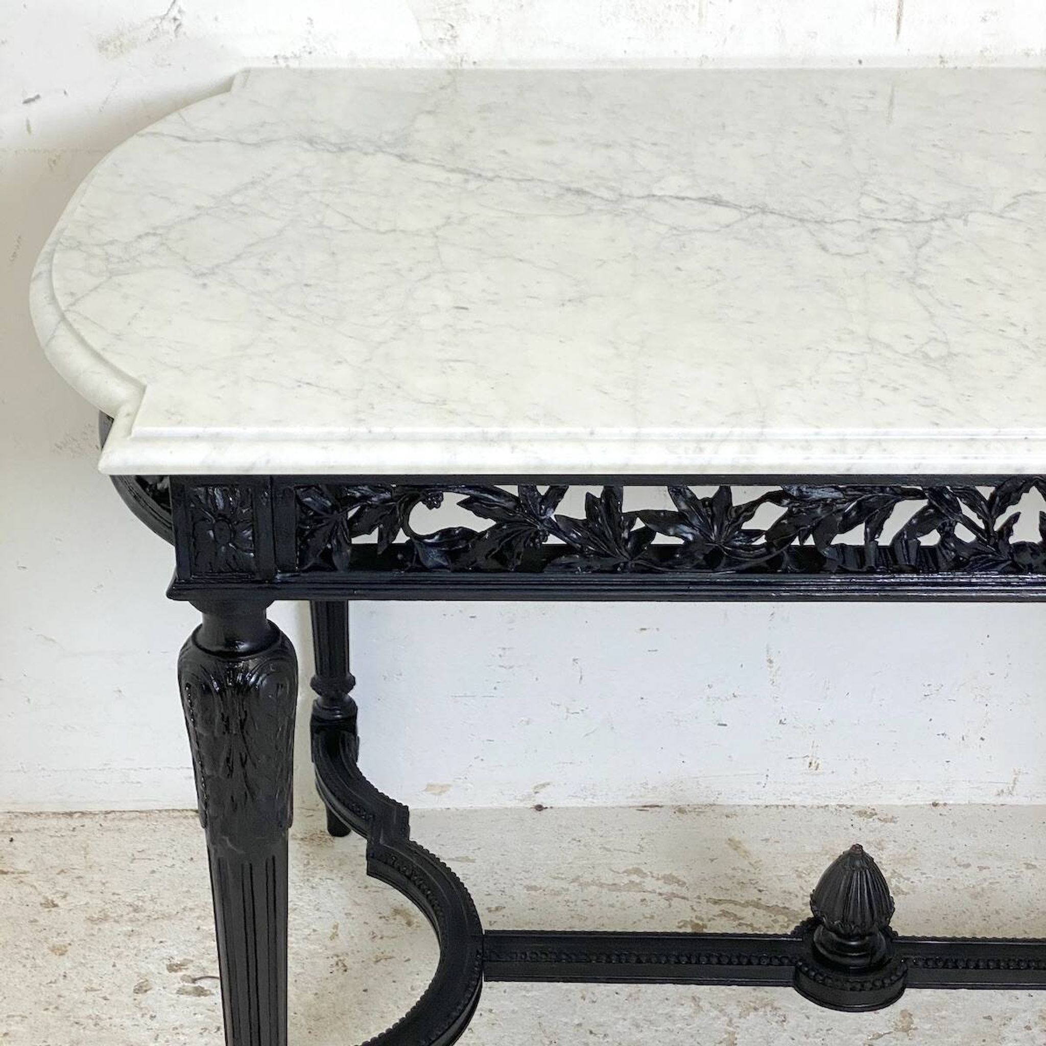 Console ou table de milieu style Louis XVI du XIXème siècle