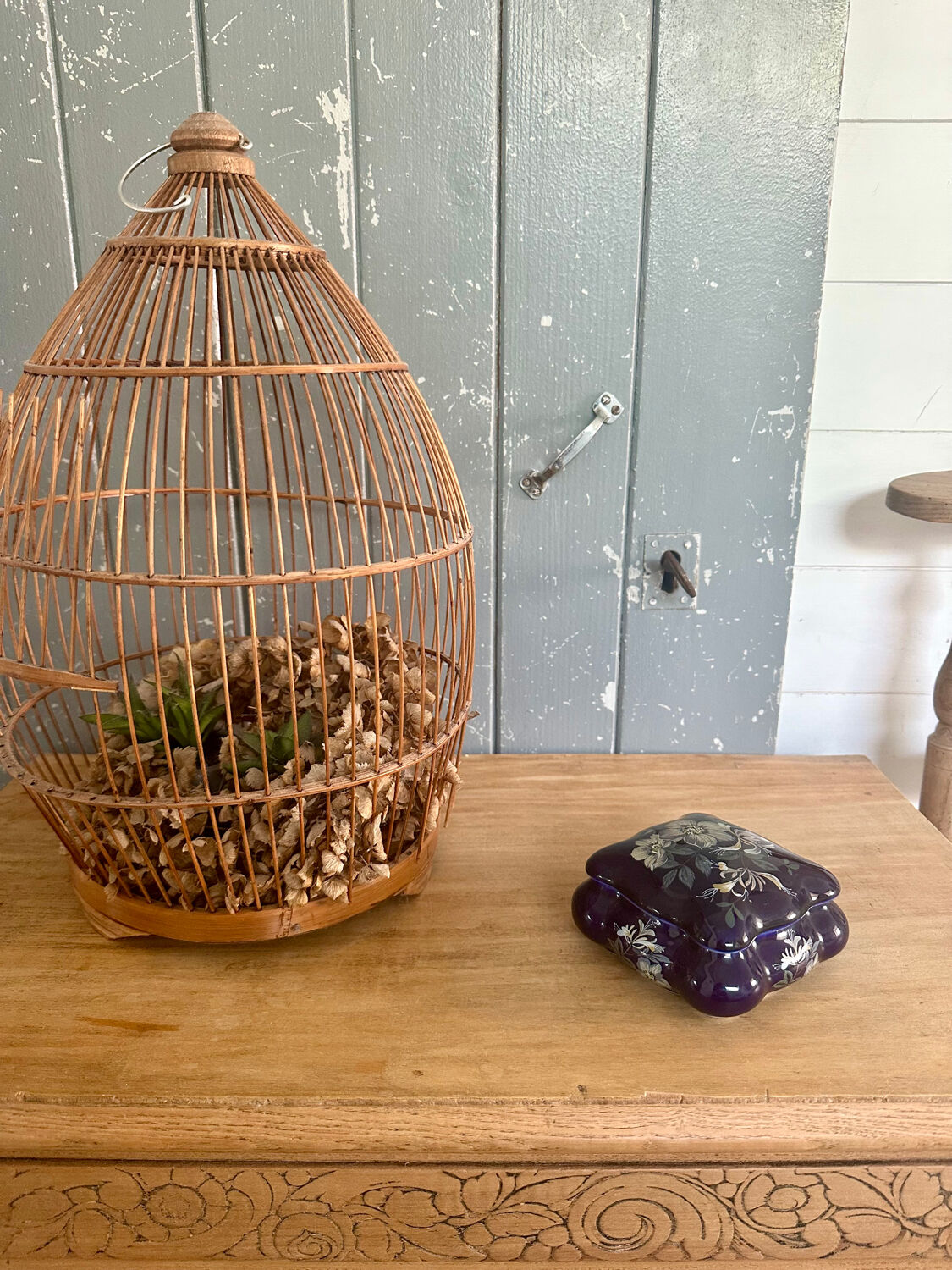 Small ceramic candy box