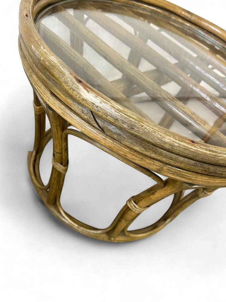 Vintage round side table/coffee table in rattan and wicker