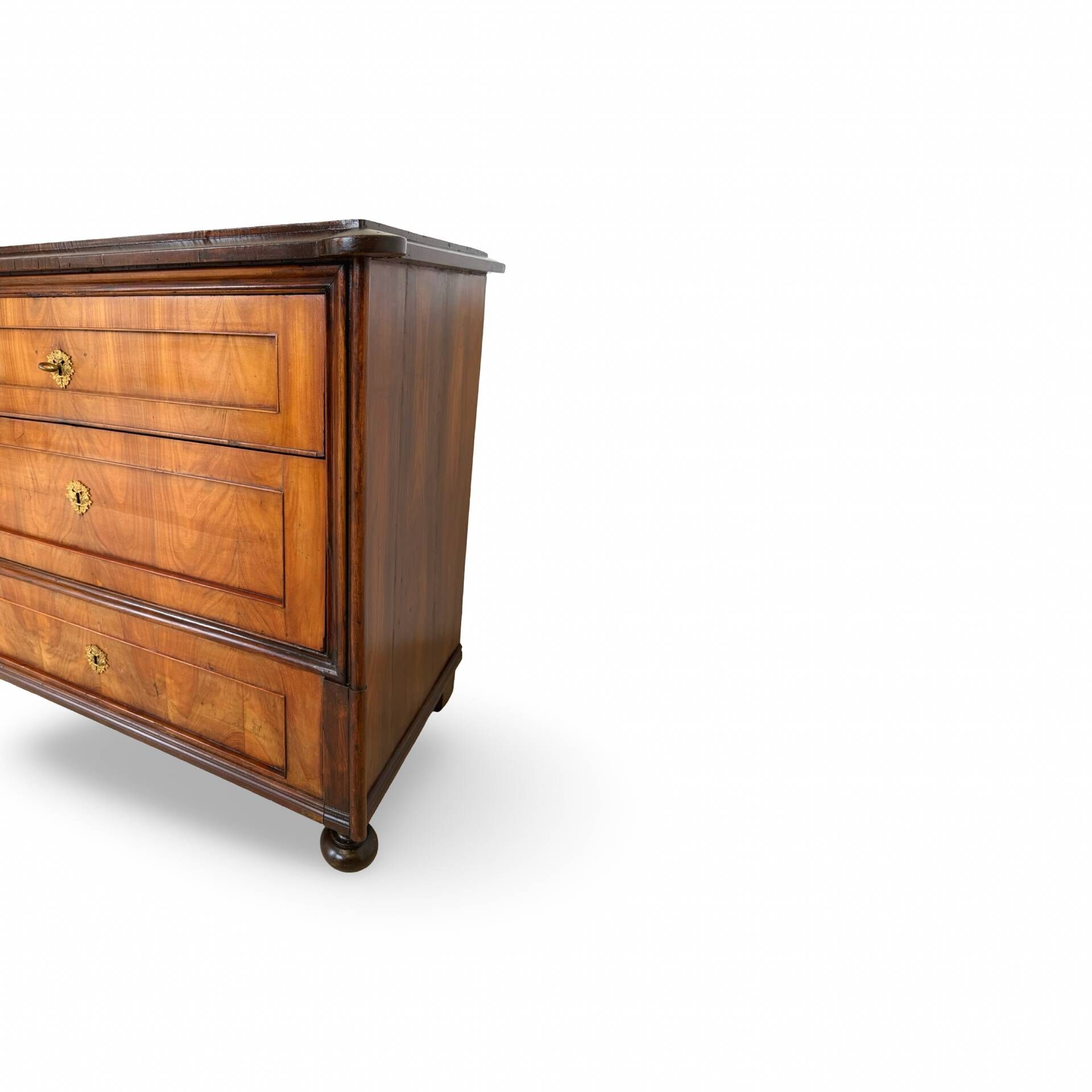 Small Antique walnut and walnut veneered Chest of Drawers – Neoclassic