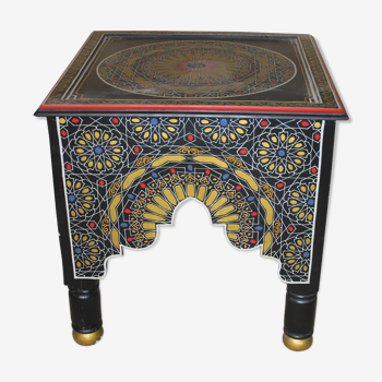 Moroccan table