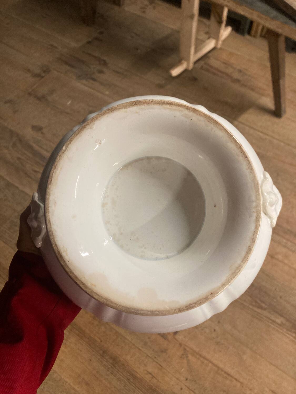 19th century Paris white porcelain tureen