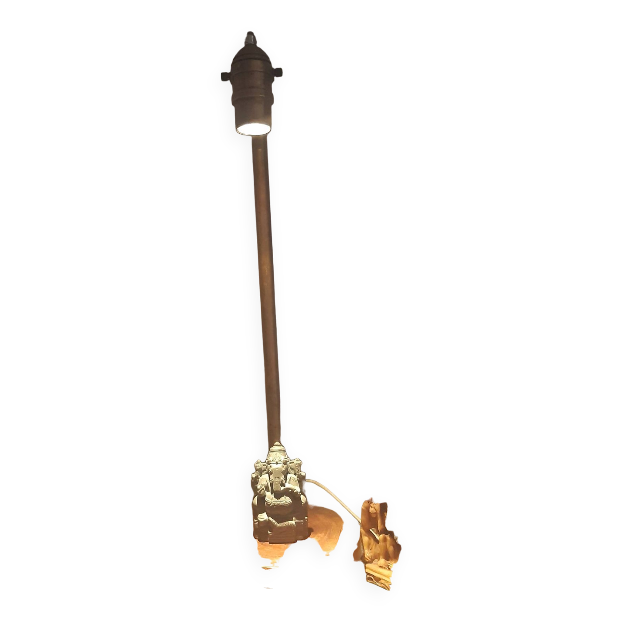 Lampe bateau bronze sur socle bois