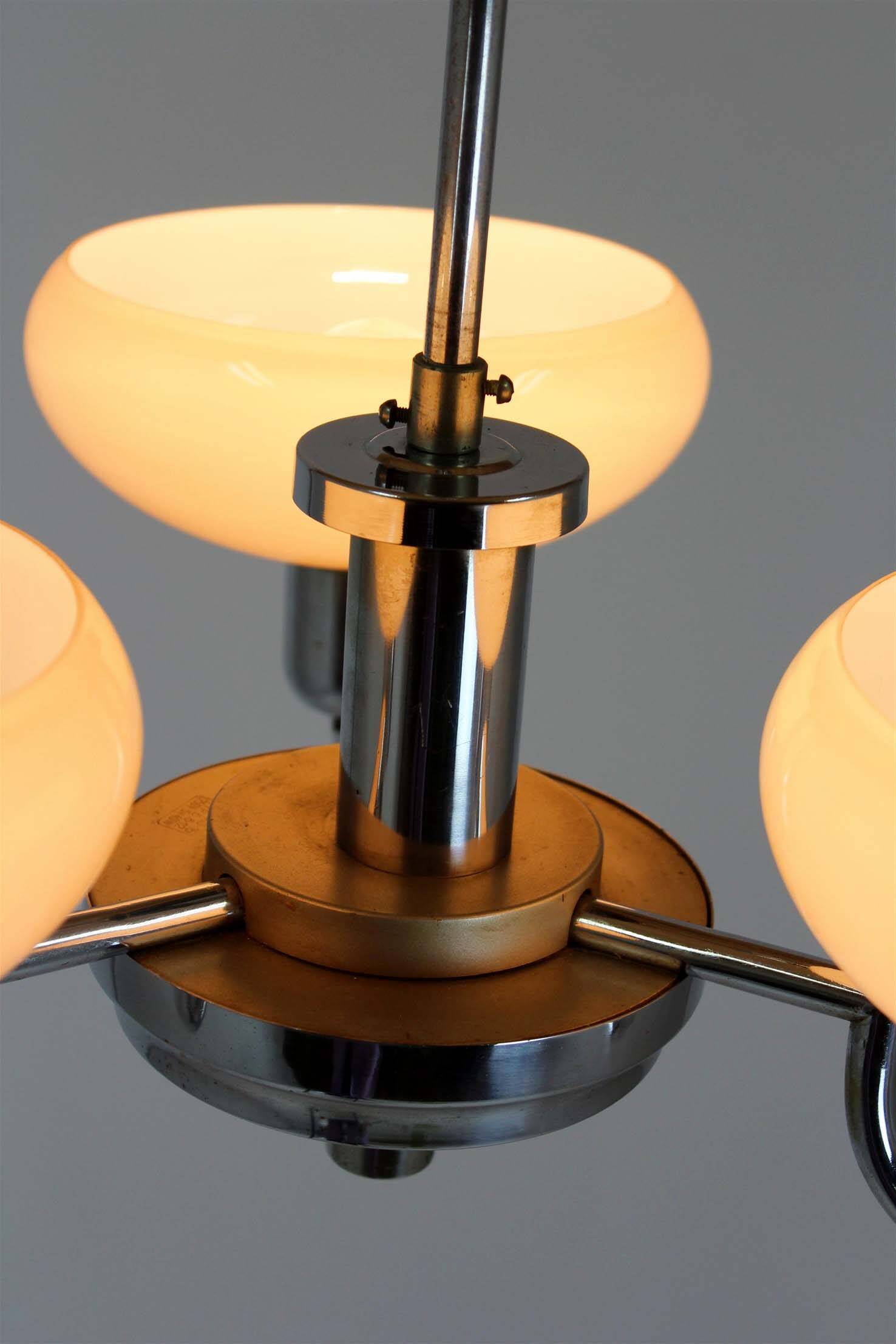 Lustre Art Déco Bauhaus chromé de Napako, ancienne Tchécoslovaquie, 1940