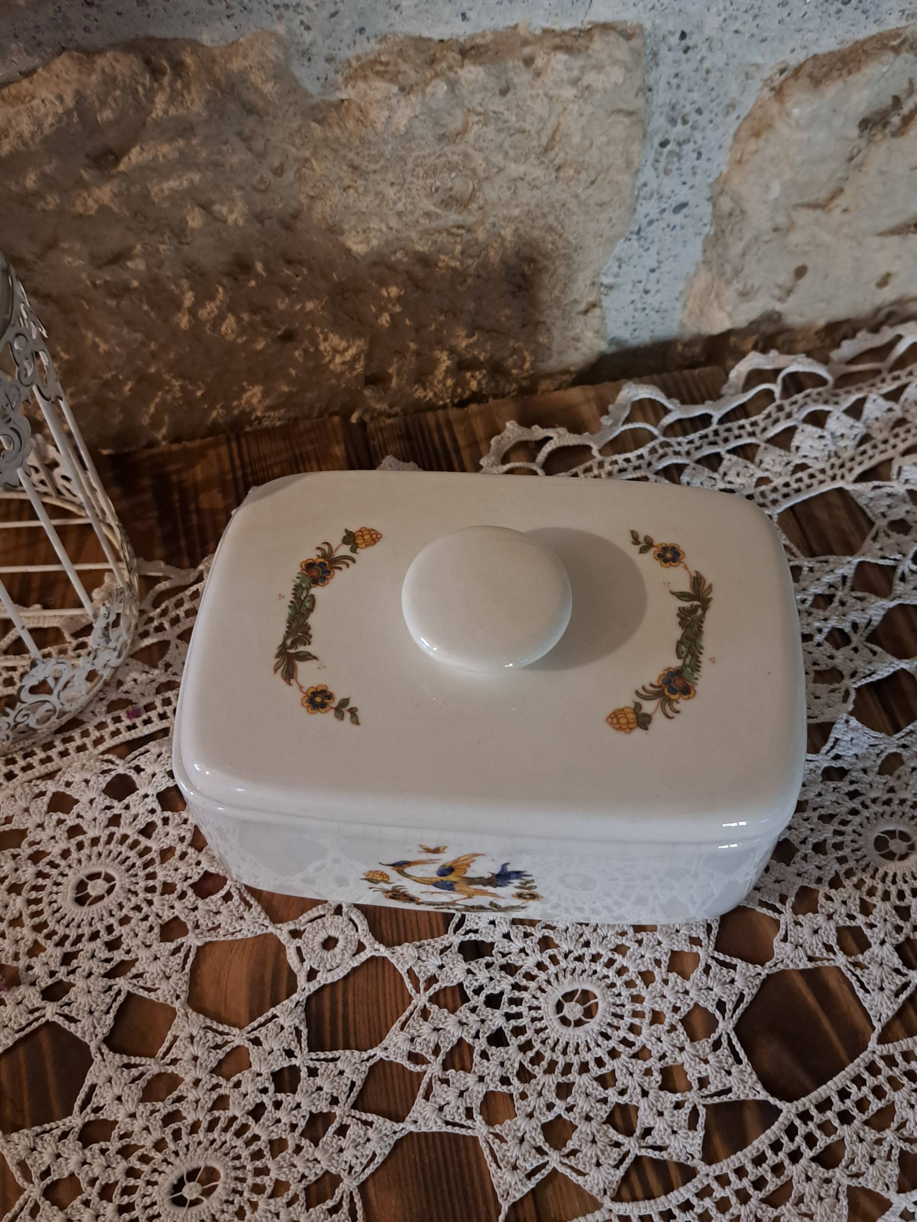 Moustiers style San Marino ceramic butter dish