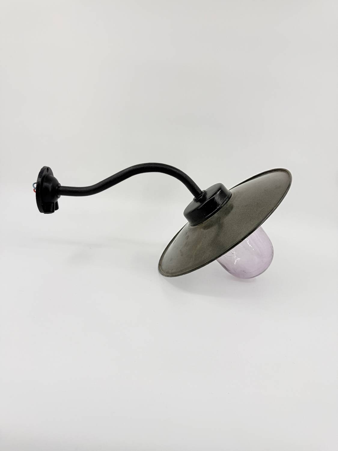 Court lamp