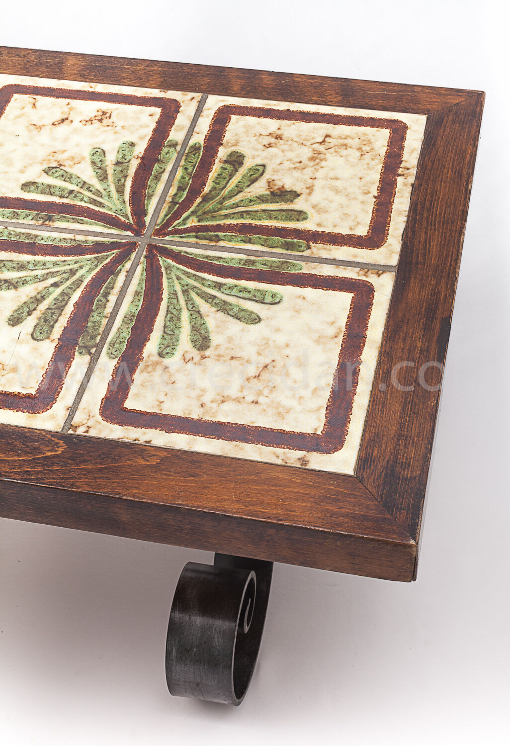 Table basse en céramique