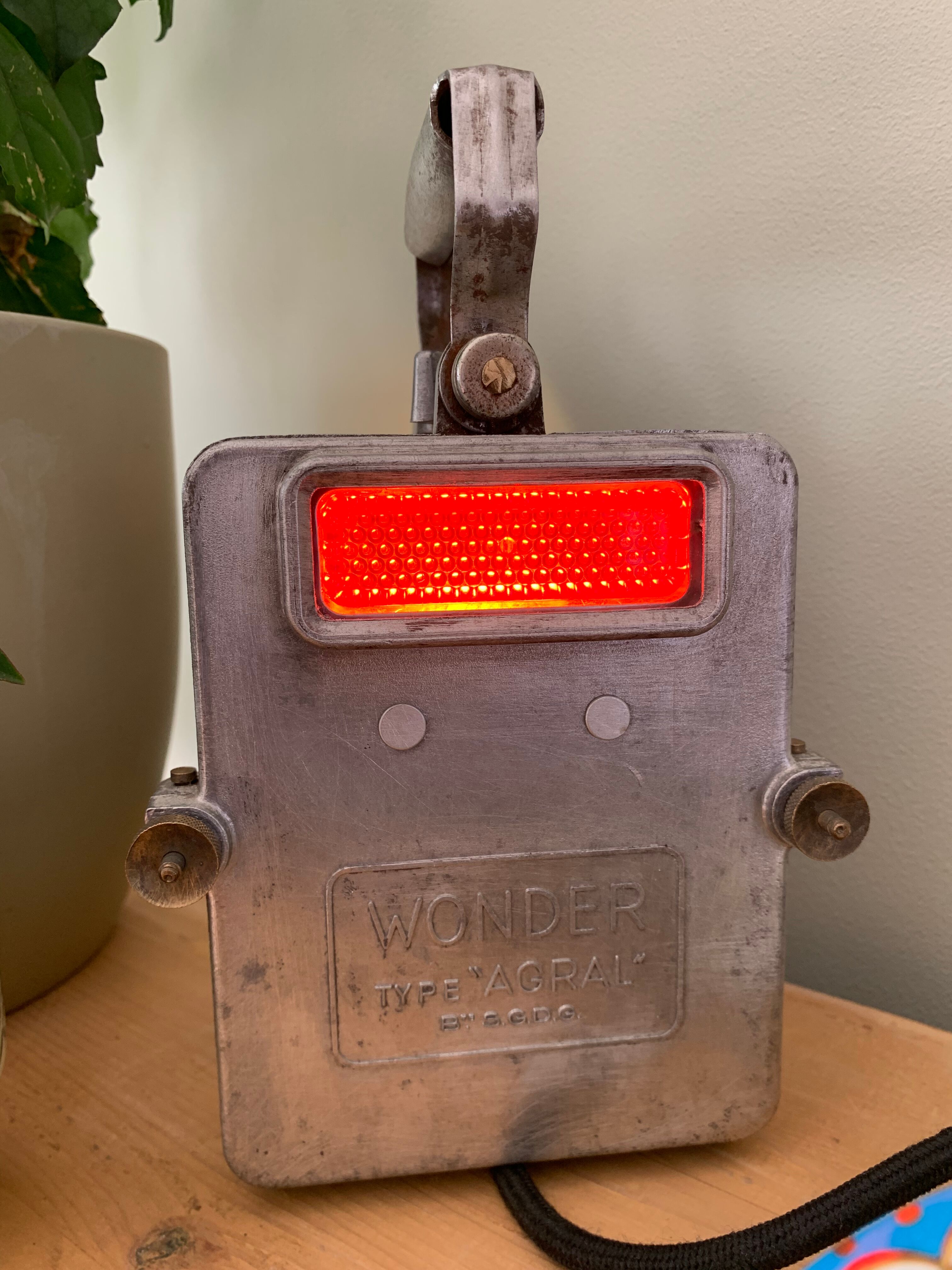 Electrified wonder lamp