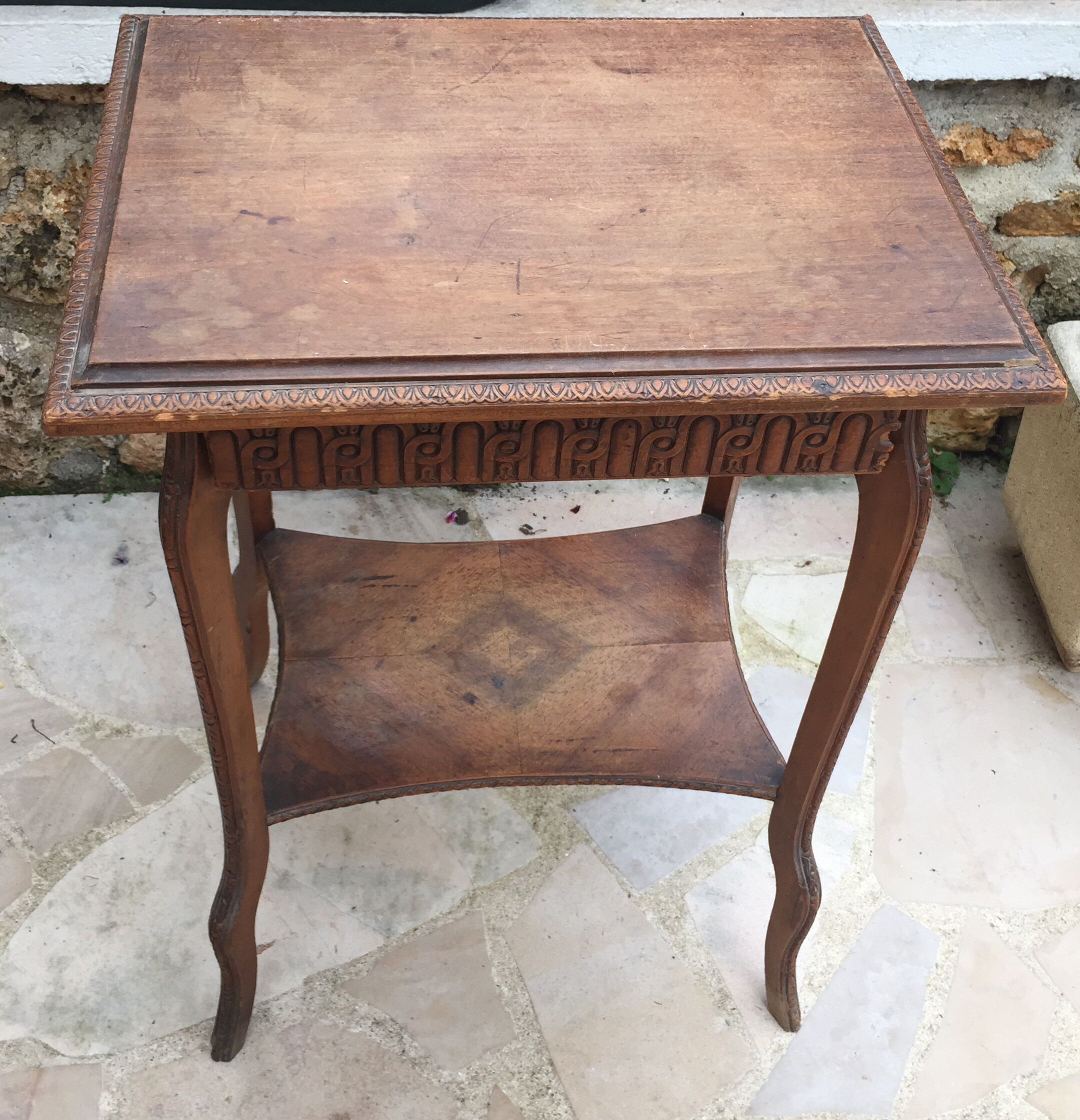 Table d'appoint ancienne