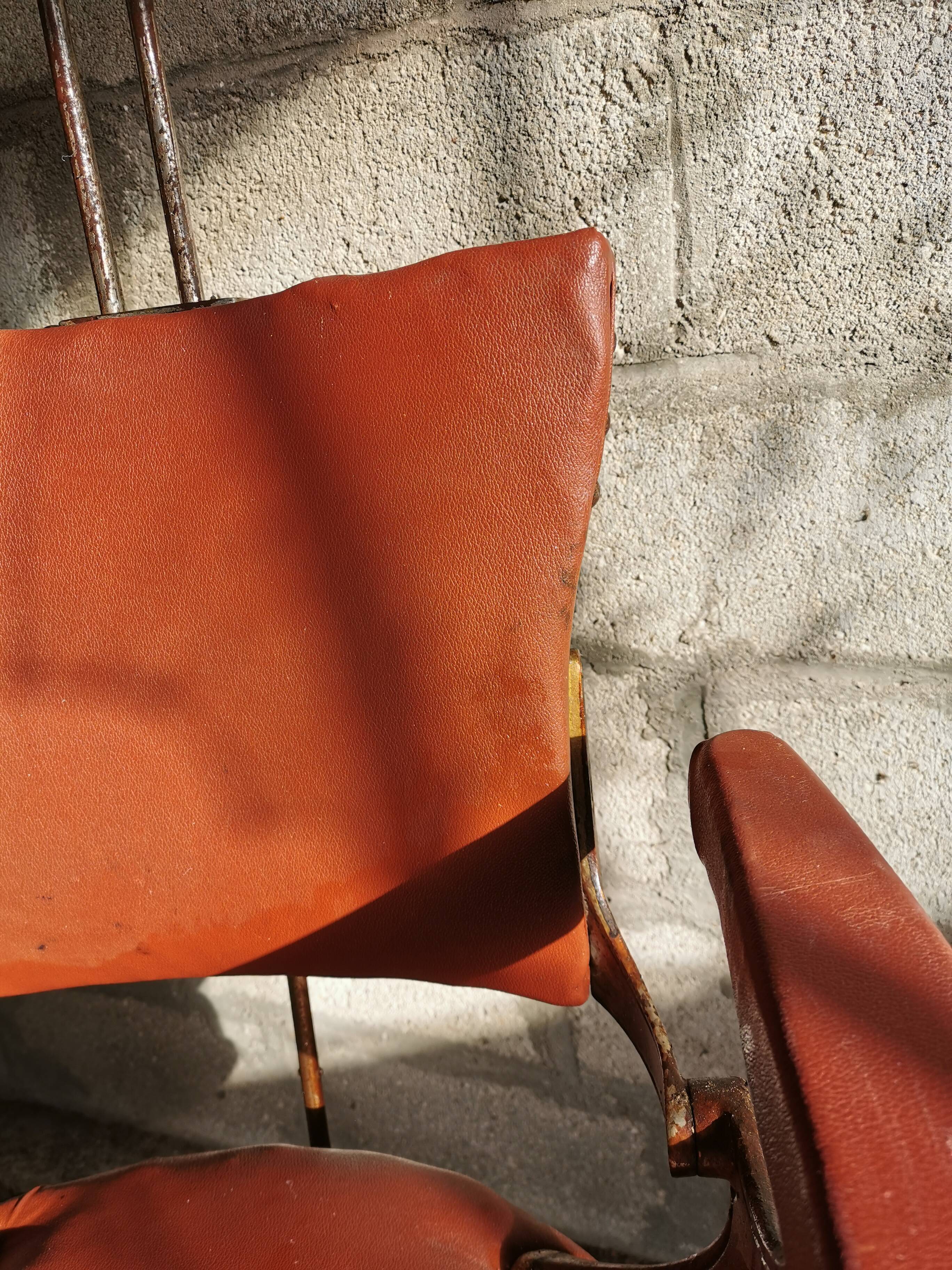 Barber's armchair