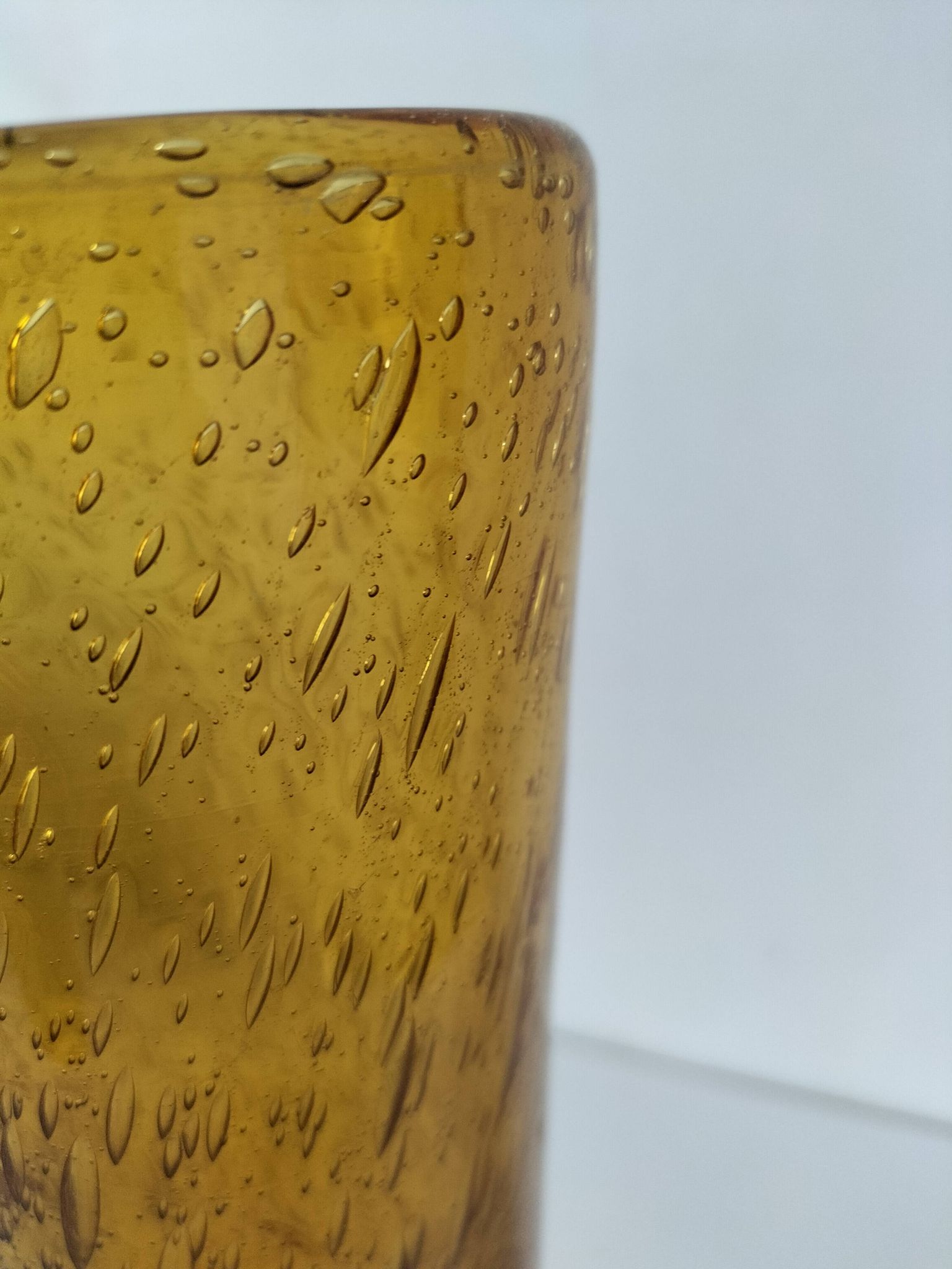 Grand vase bullé