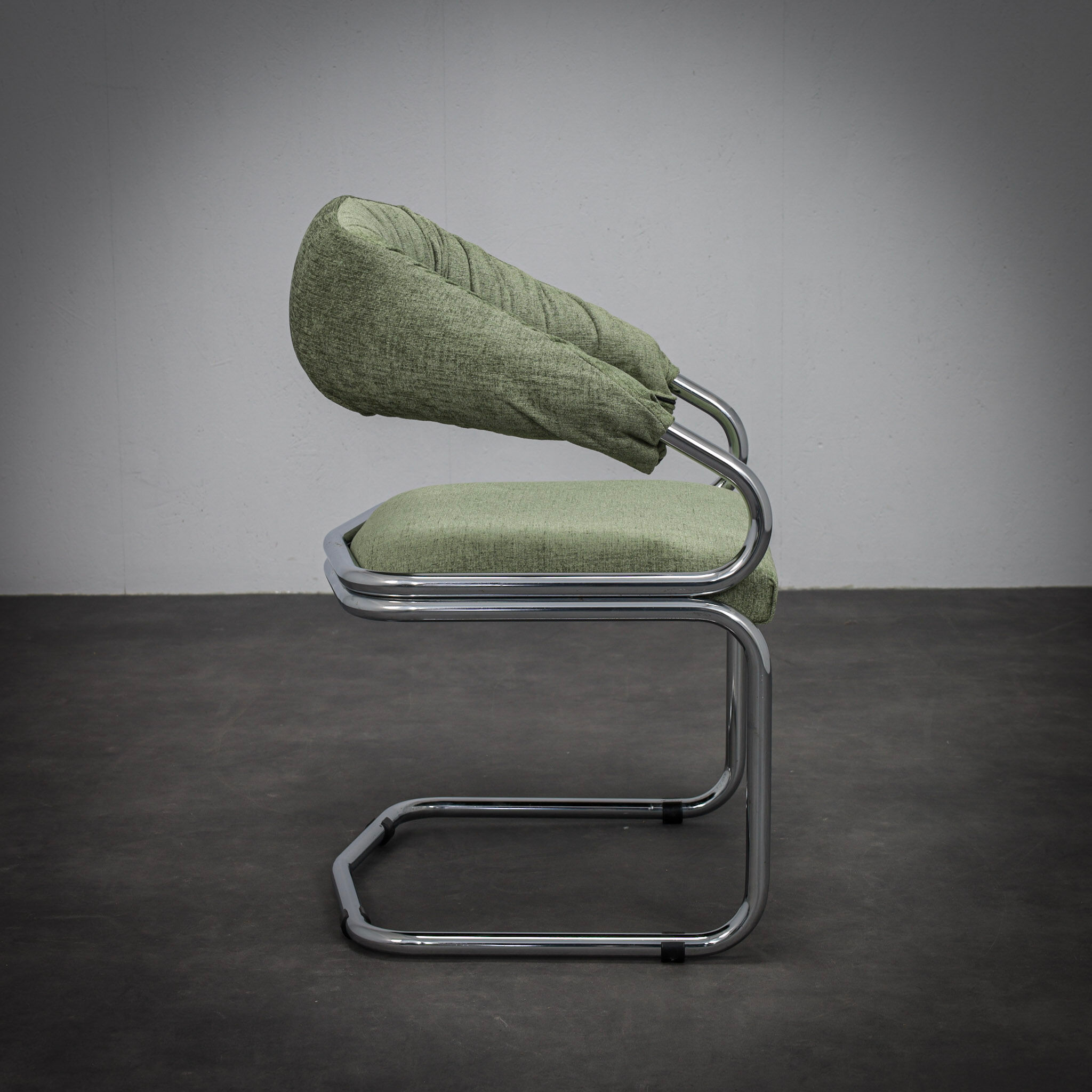 Set of 6 dining chairs by Giotto Stoppino for Kartell (1970s)