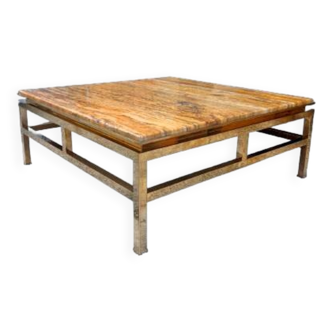 Table basse Guy Lefevre maison Jansen, laiton doré et travertin
