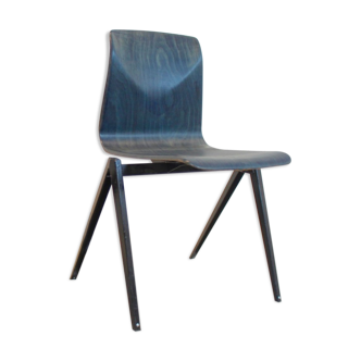 Chaise de salle à manger industrielle empilable bicolore Pagholz Galvanitas S22