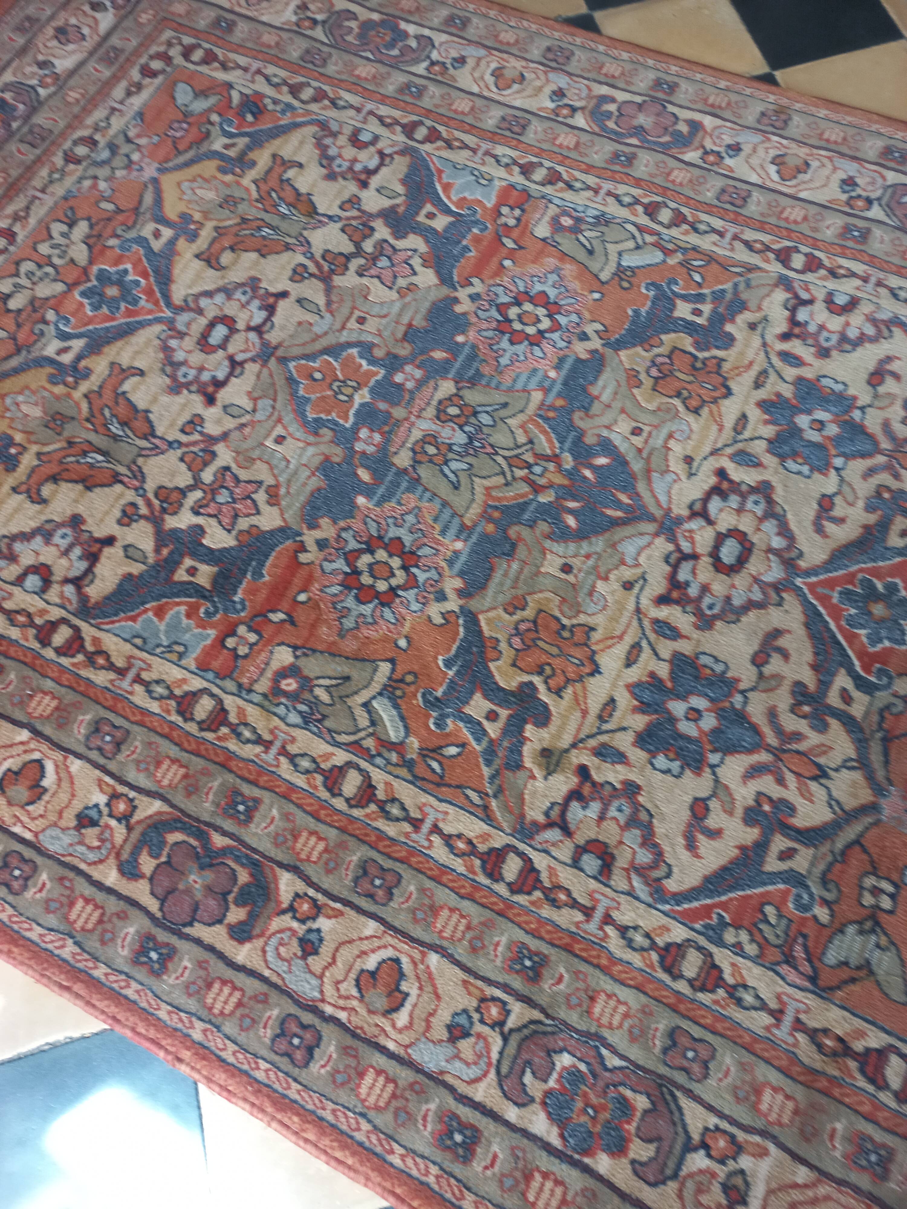 Pure wool carpet