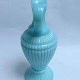 Trianon vase in opaline