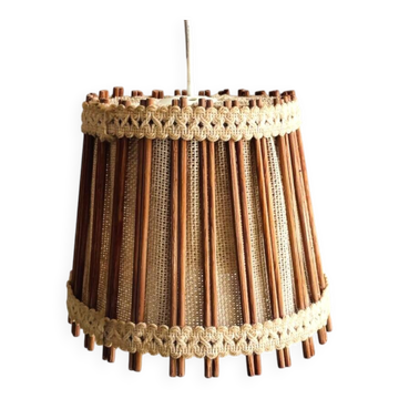 Lampe suspendue rustique en bois et toile de jute des années 1960.