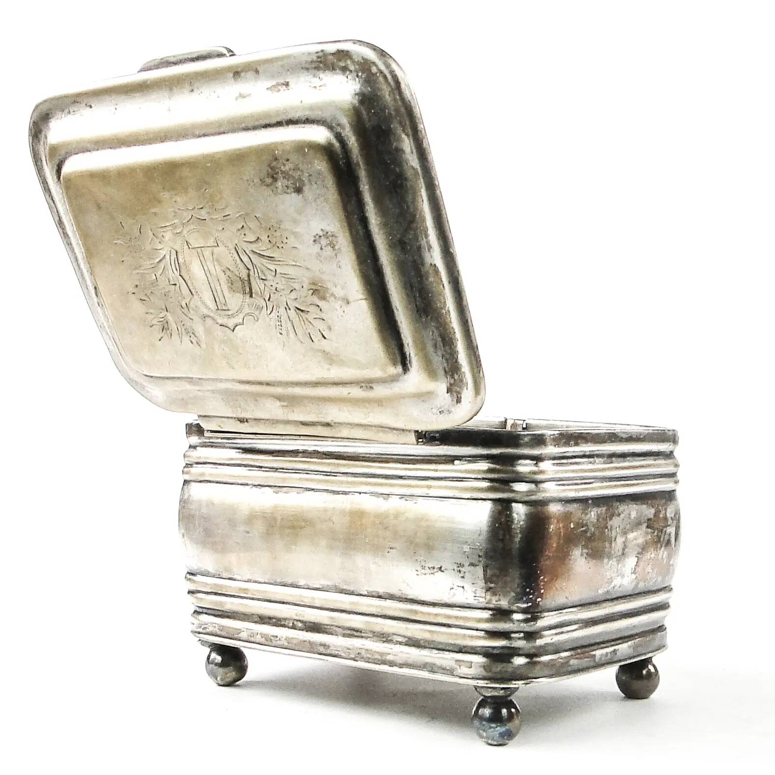Sucrier, néoclassicisme, laiton argenté, Fraget, Pologne, 19e siècle