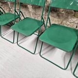 Set of 6 green folding patio chairs