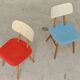 Paire de chaises bois TON Bystrice Thonet rouge et bleu