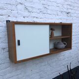 Shelf / display case