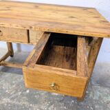 Farmhouse island table