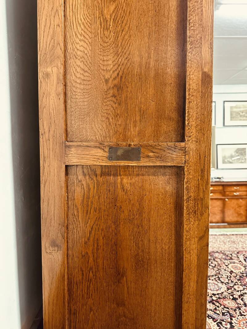 Classic English Eichholtz Bookcase