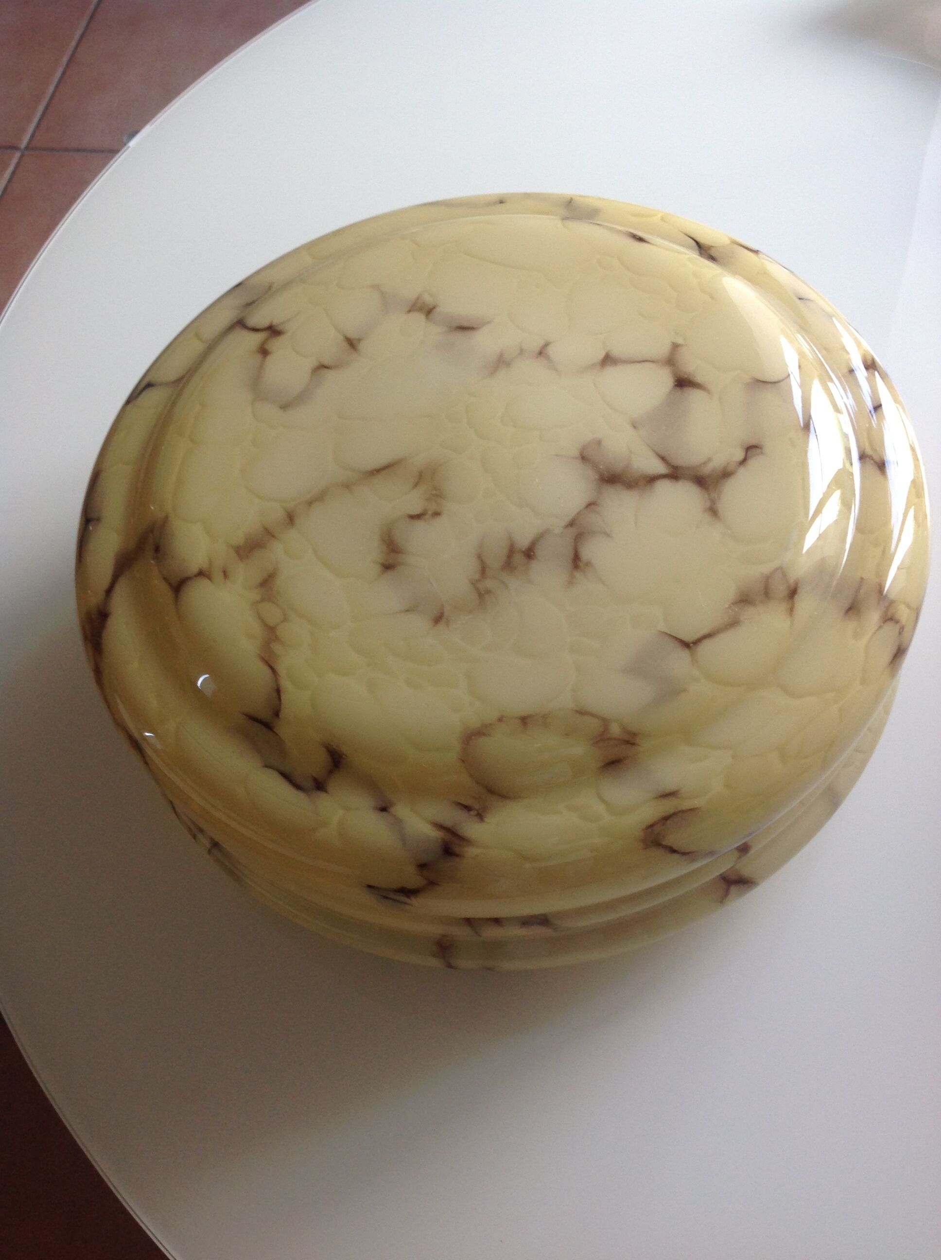 Art deco marbled glass bowl suspension