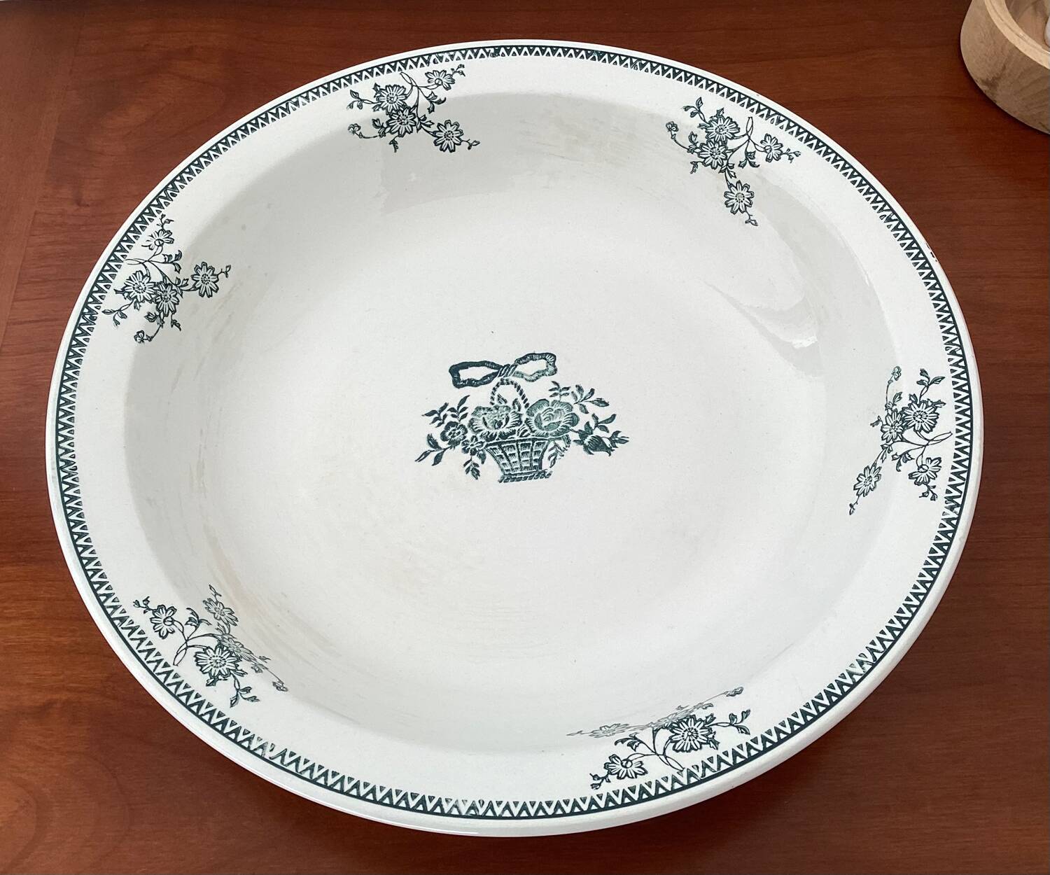 Old St Amand deep dish