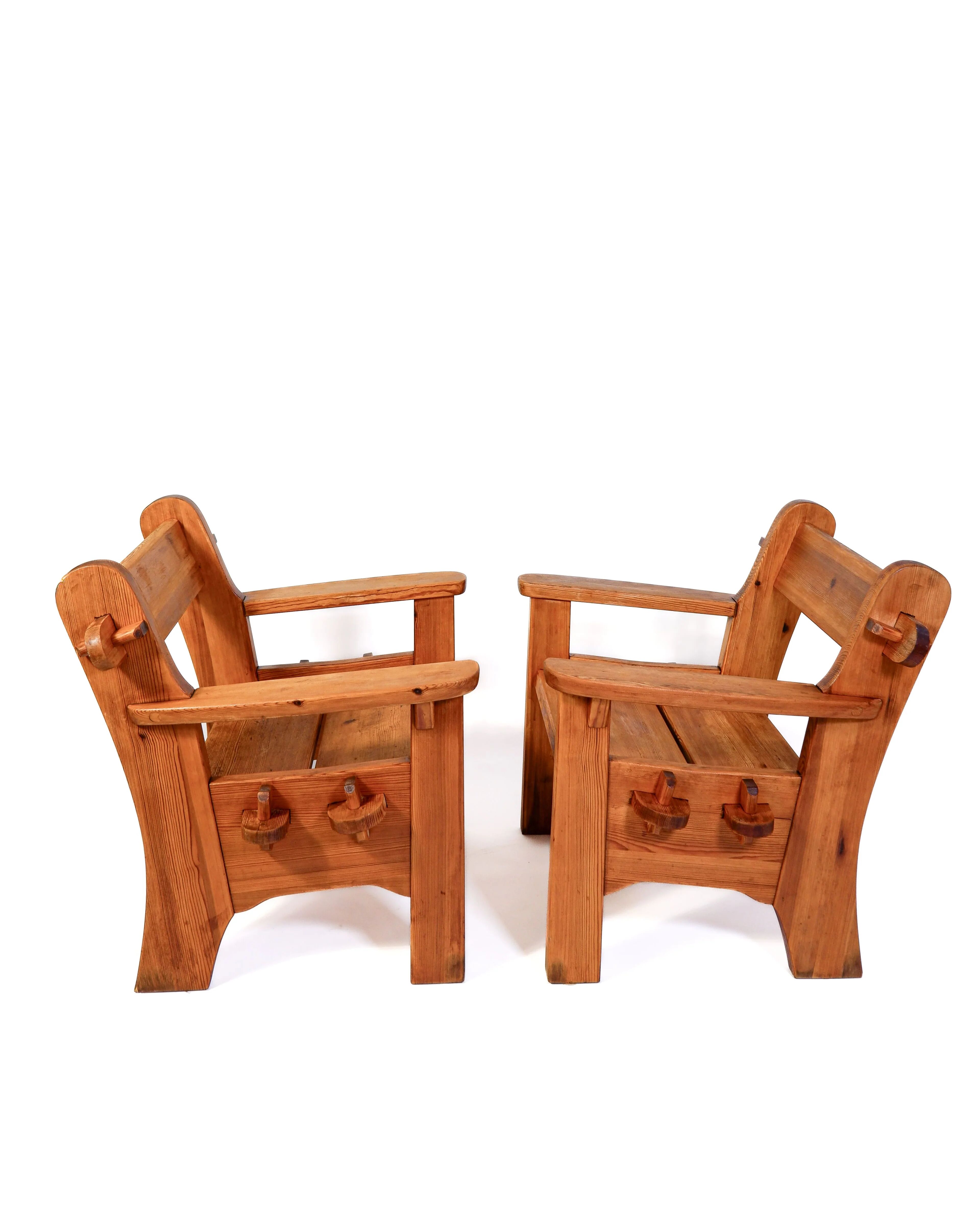 David Rosèn, pair of Berga armchairs for Nordiska Kompaniet, 1944.