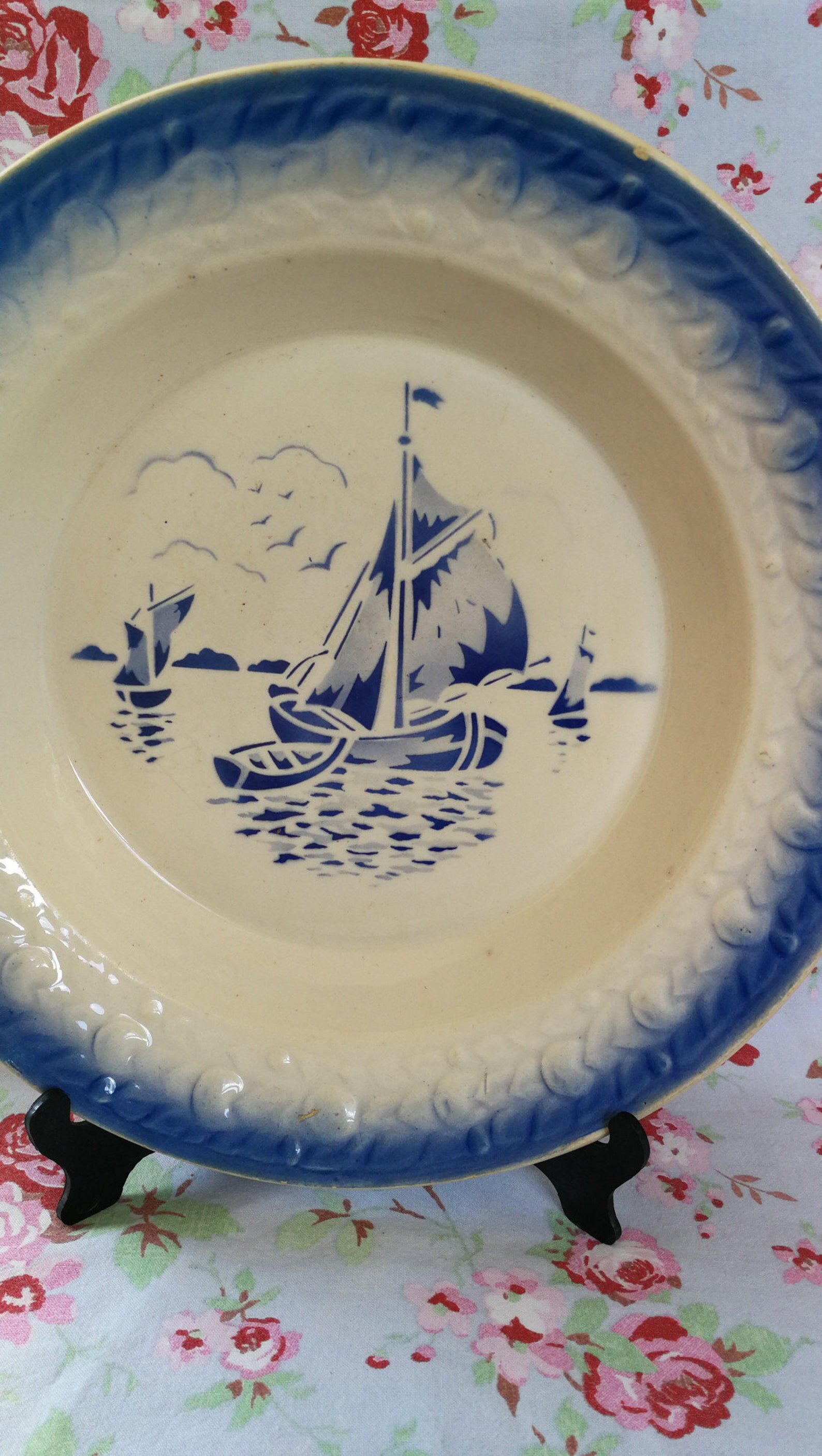 Grand Plat Creux Bleu Former Moulin des Loups St Amand - Marine boat decoration - stencil painted
