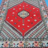 Old oriental carpet in handmade wool 200 x 150 cm