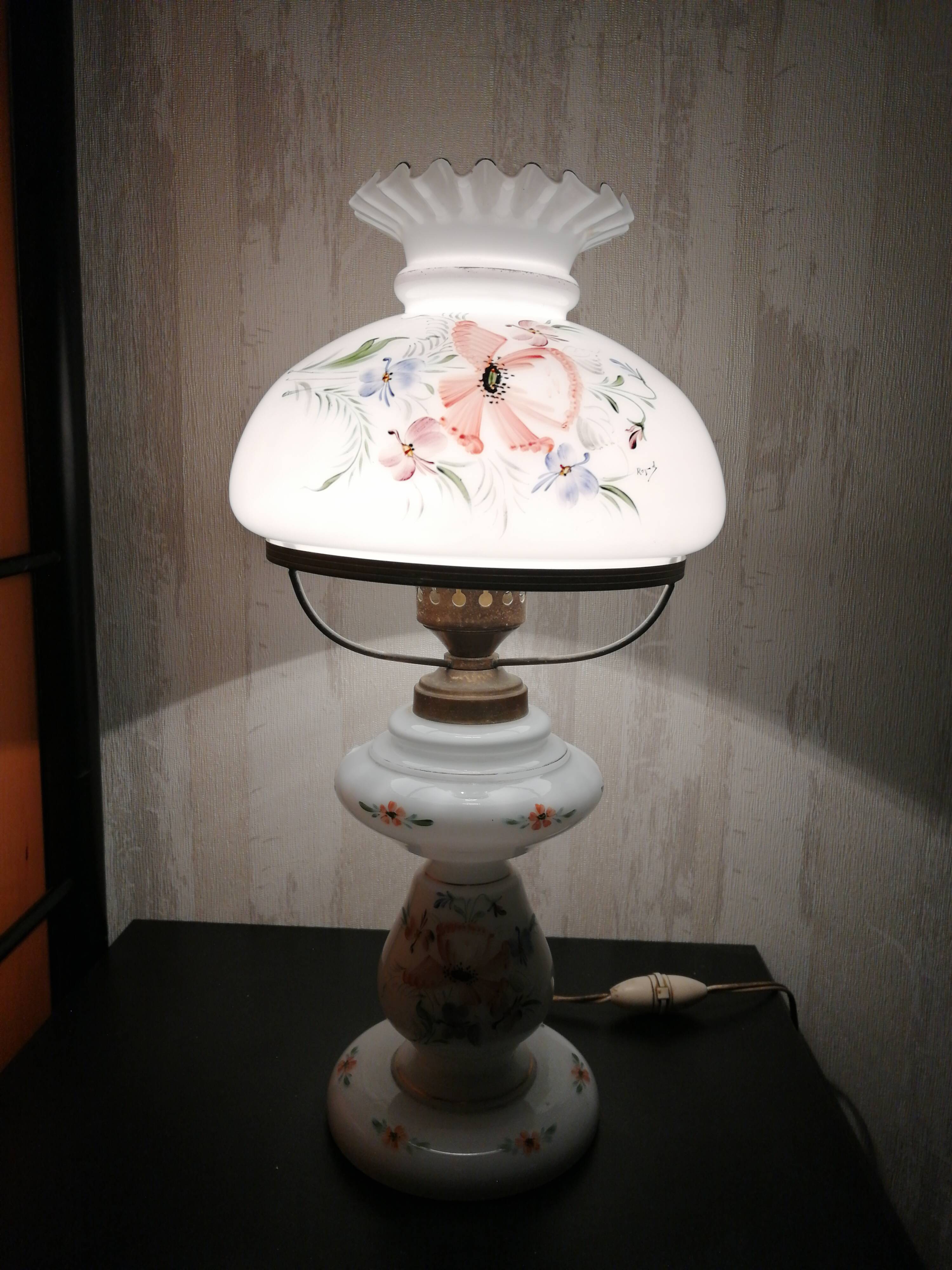 Antique porcelain lamp