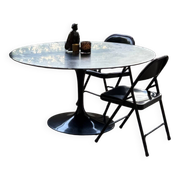 Sarrinen Tulip Round Table