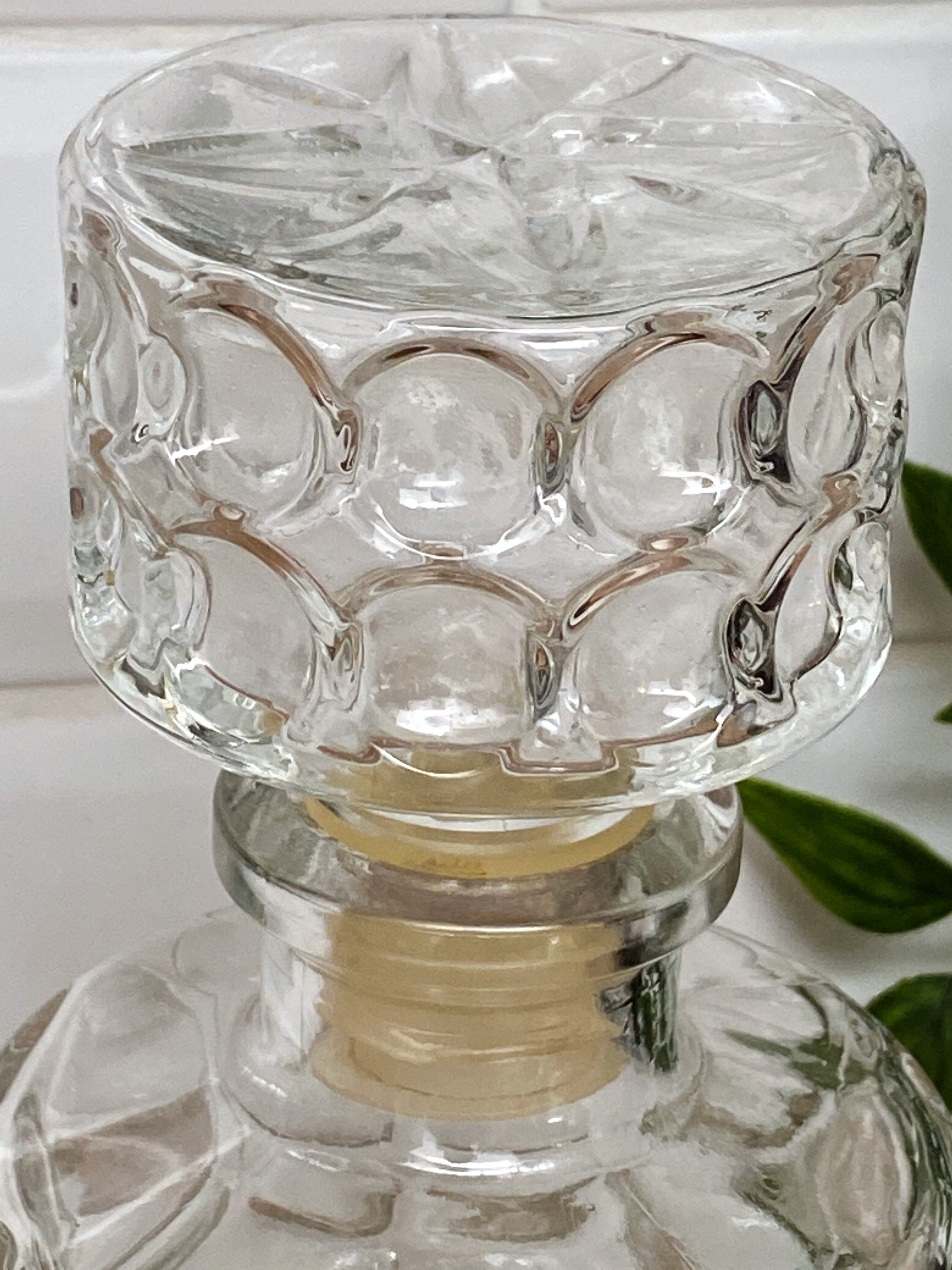 Round whisky decanter