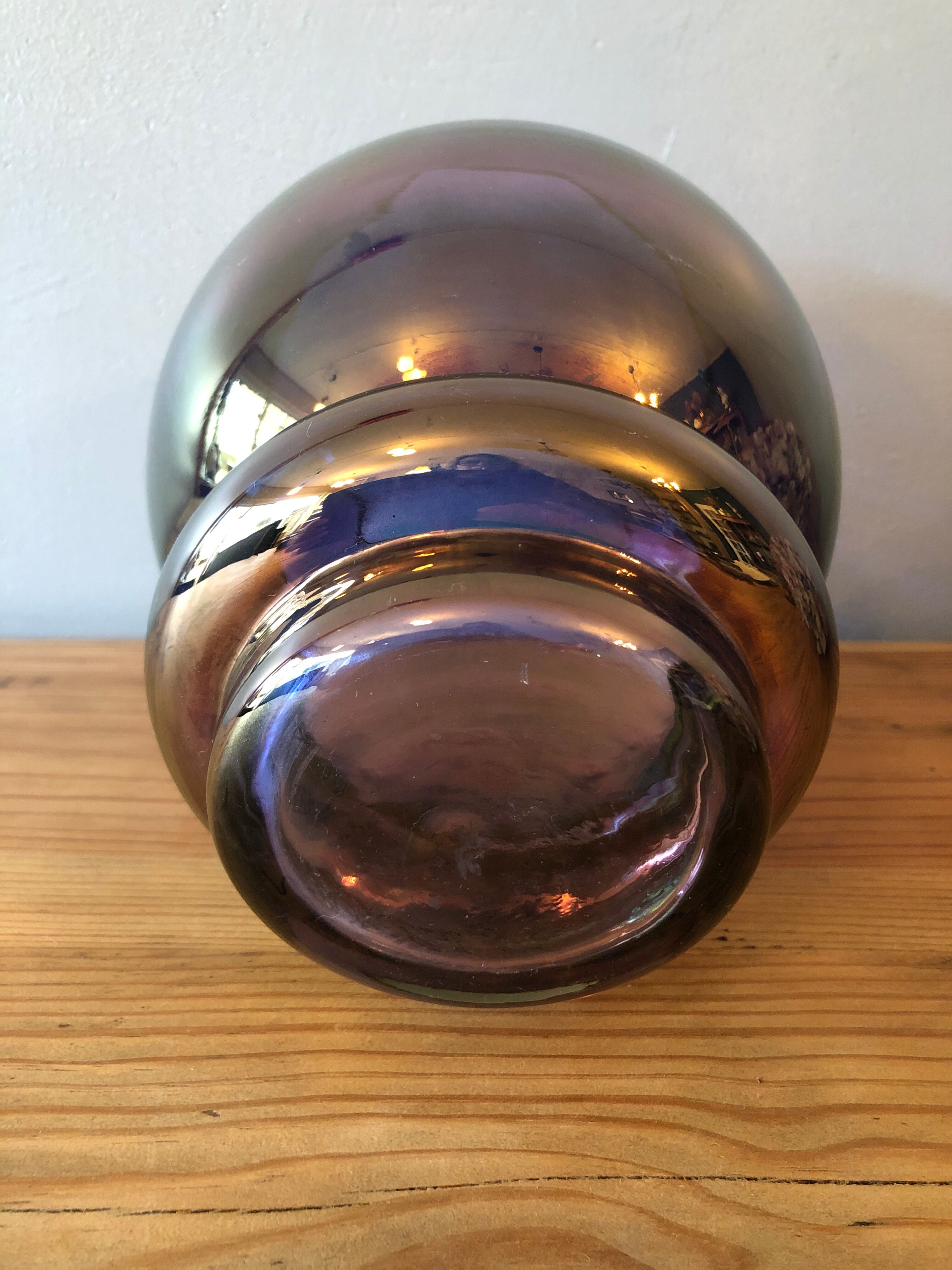 Vase for round bouquet