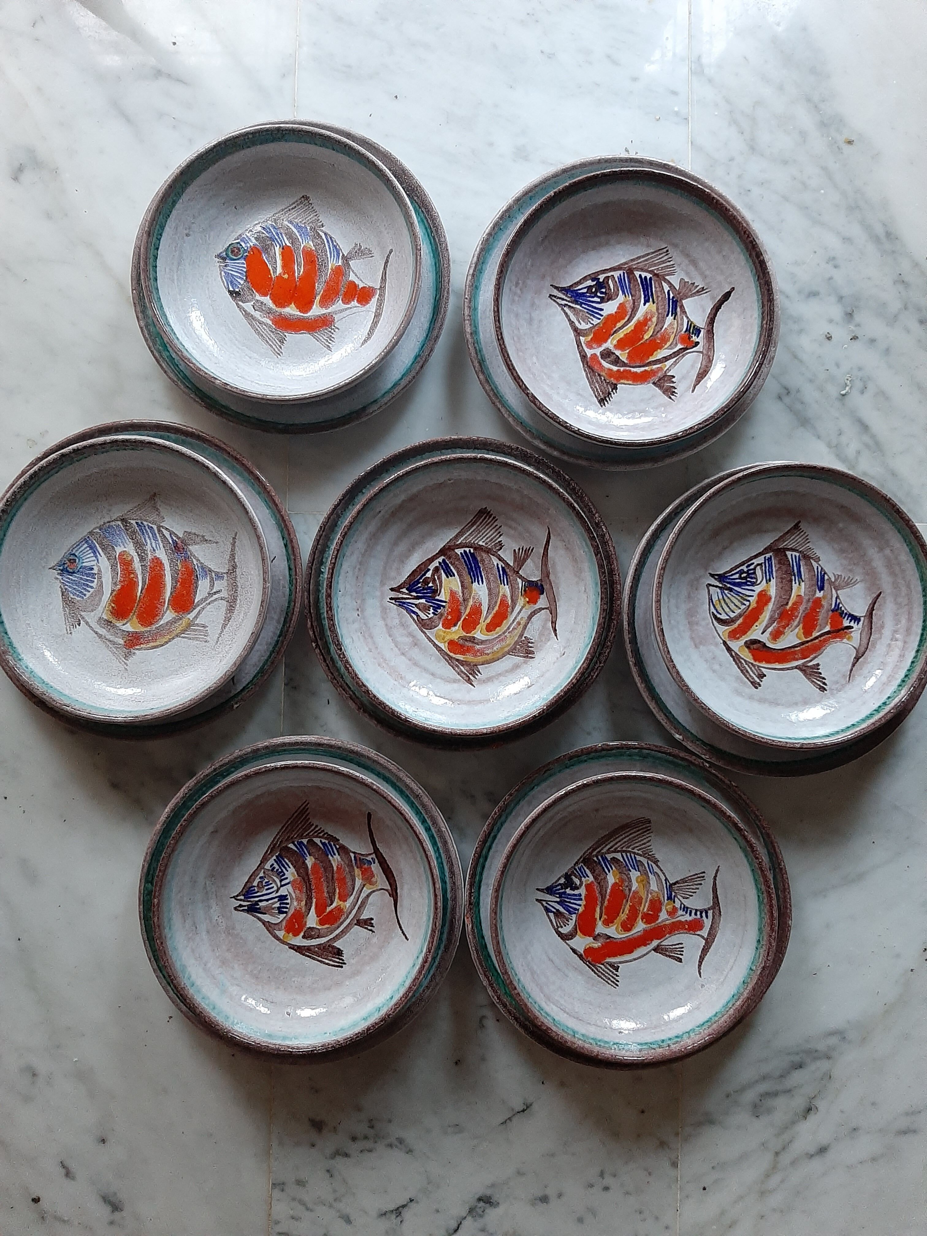 Vallauris fish service 7 people