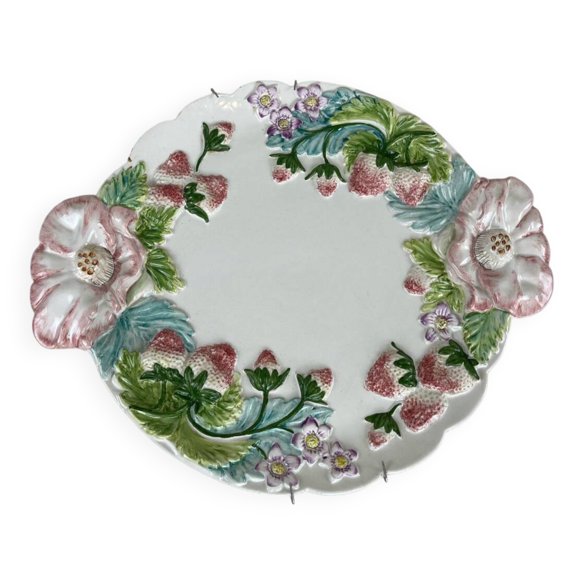 Serving dish in earthenware