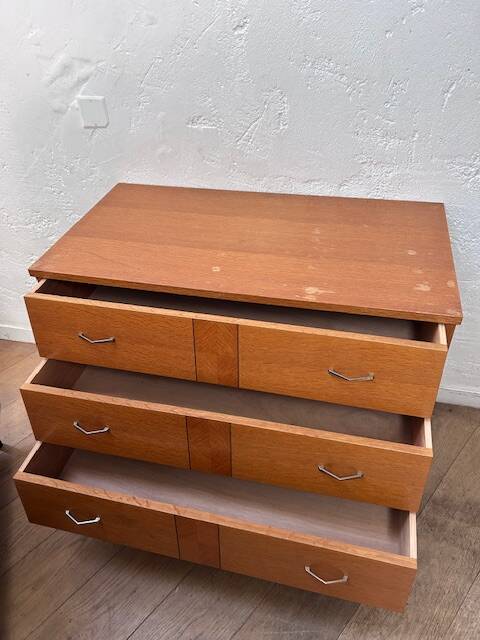 Vintage 1960s chest of drawers