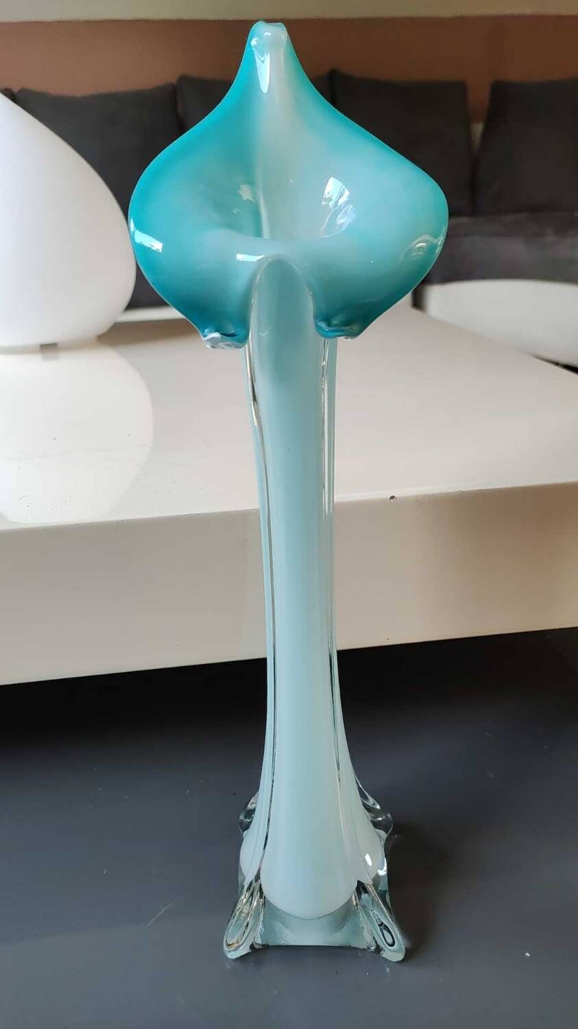 Soliflore vase in floral shape/Arum Flower. In opaline/blown glass. High 34 cm