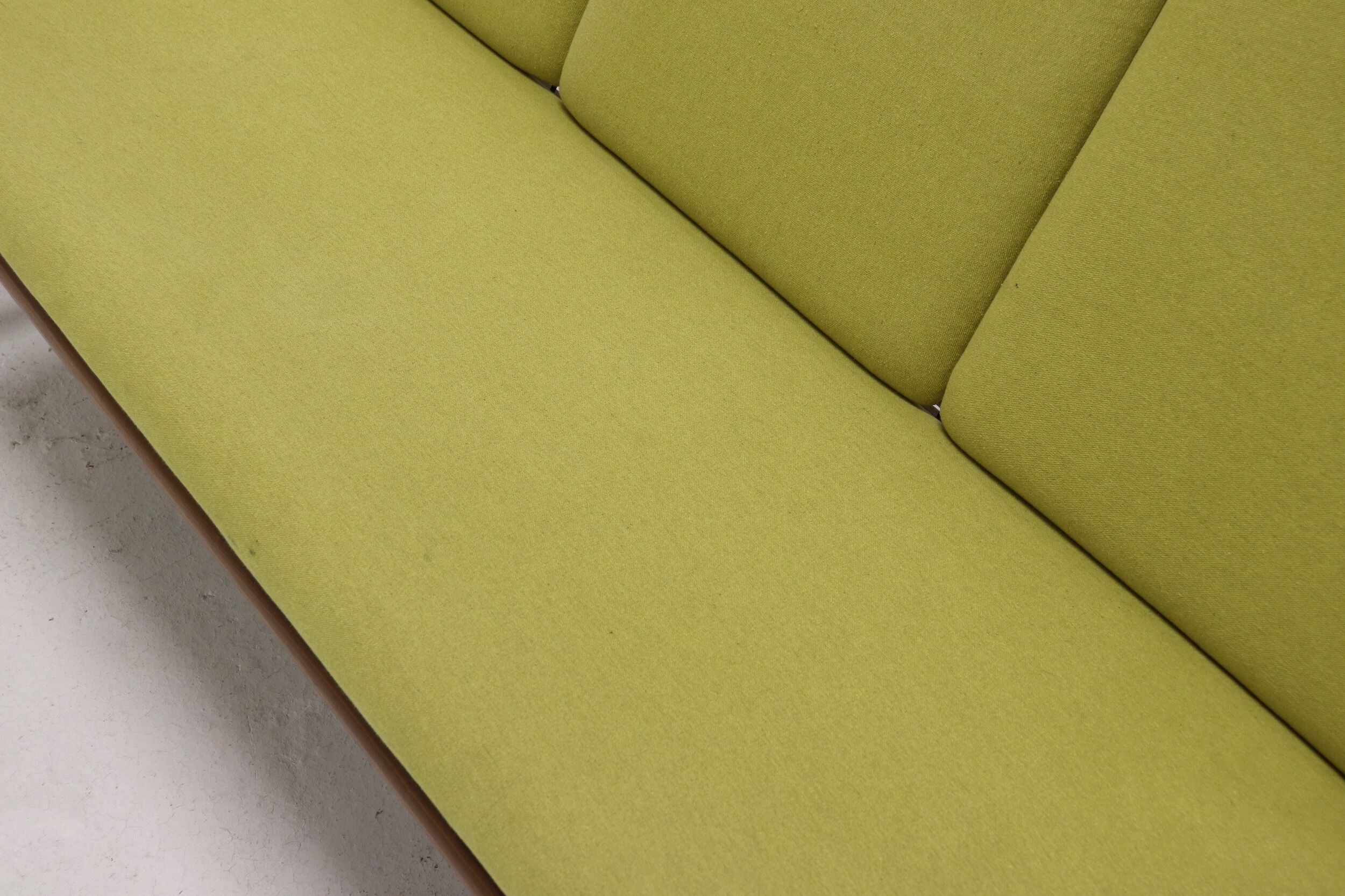 Sculptural teak sofa by Ster Gelderland 1960