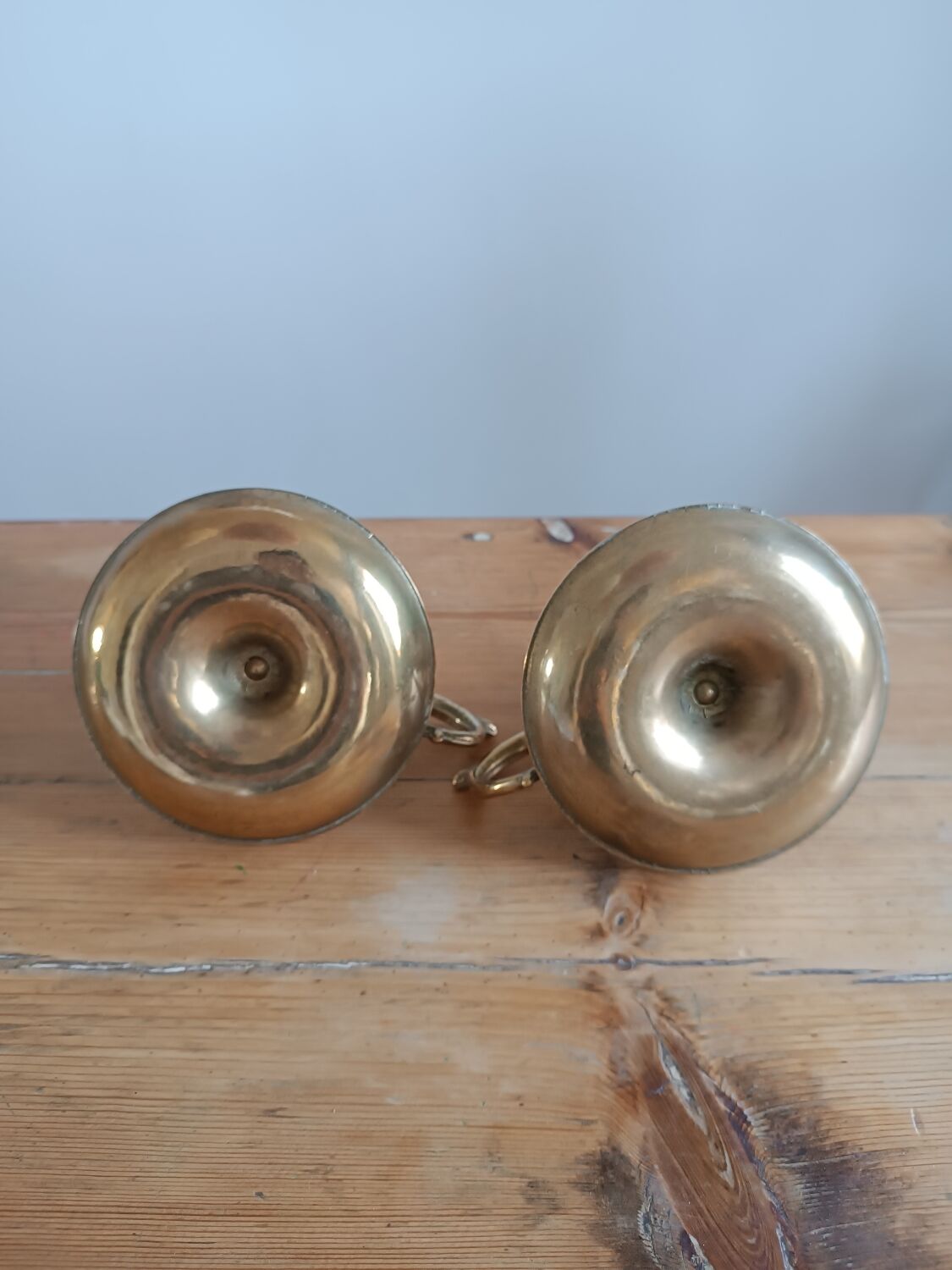 Duo of candlesticks 'cellar rat' in gilded brass