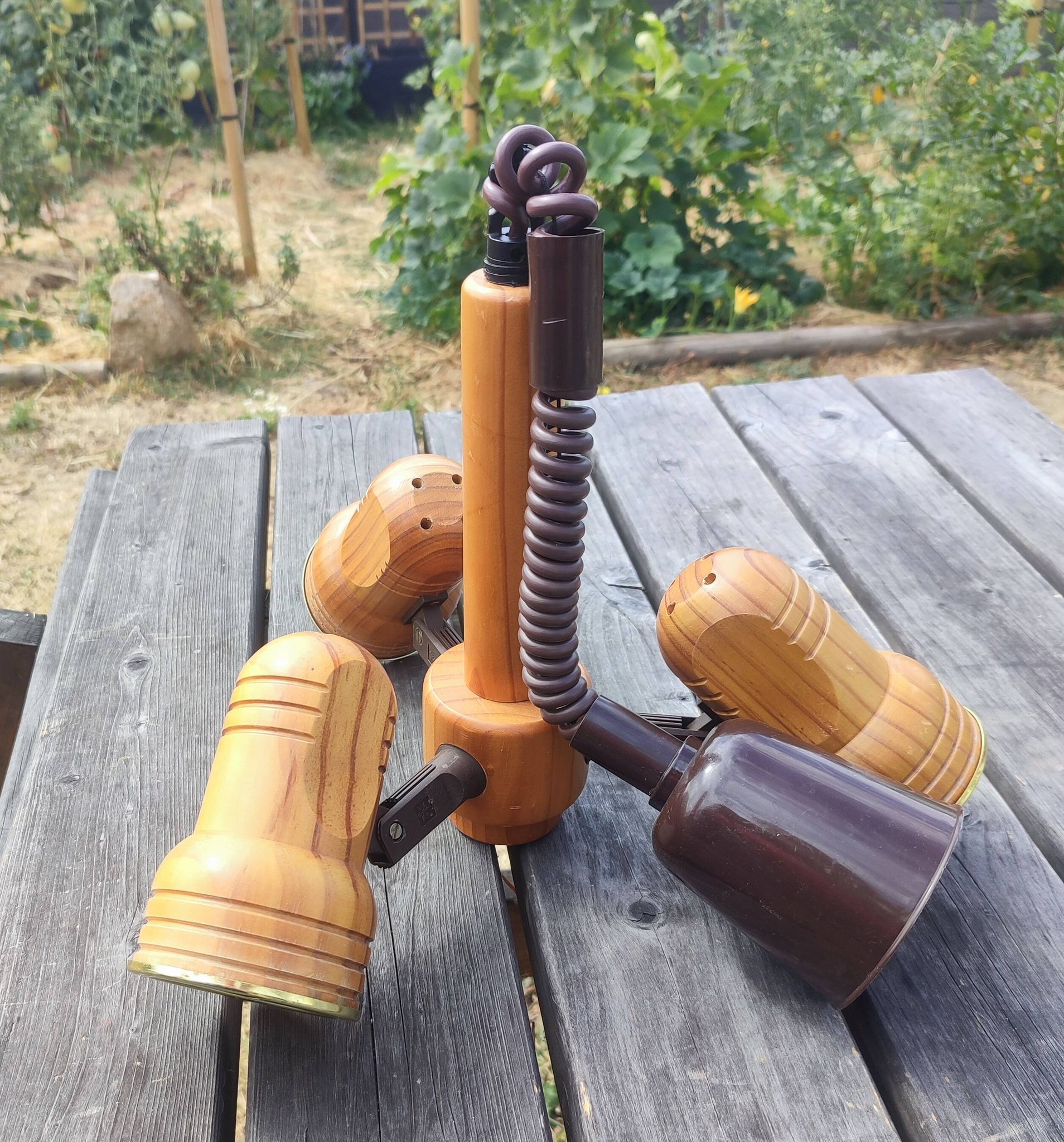 Vintage 1970/1980 Monte-et-Baisse Suspension – 3 Adjustable Wooden Spots
