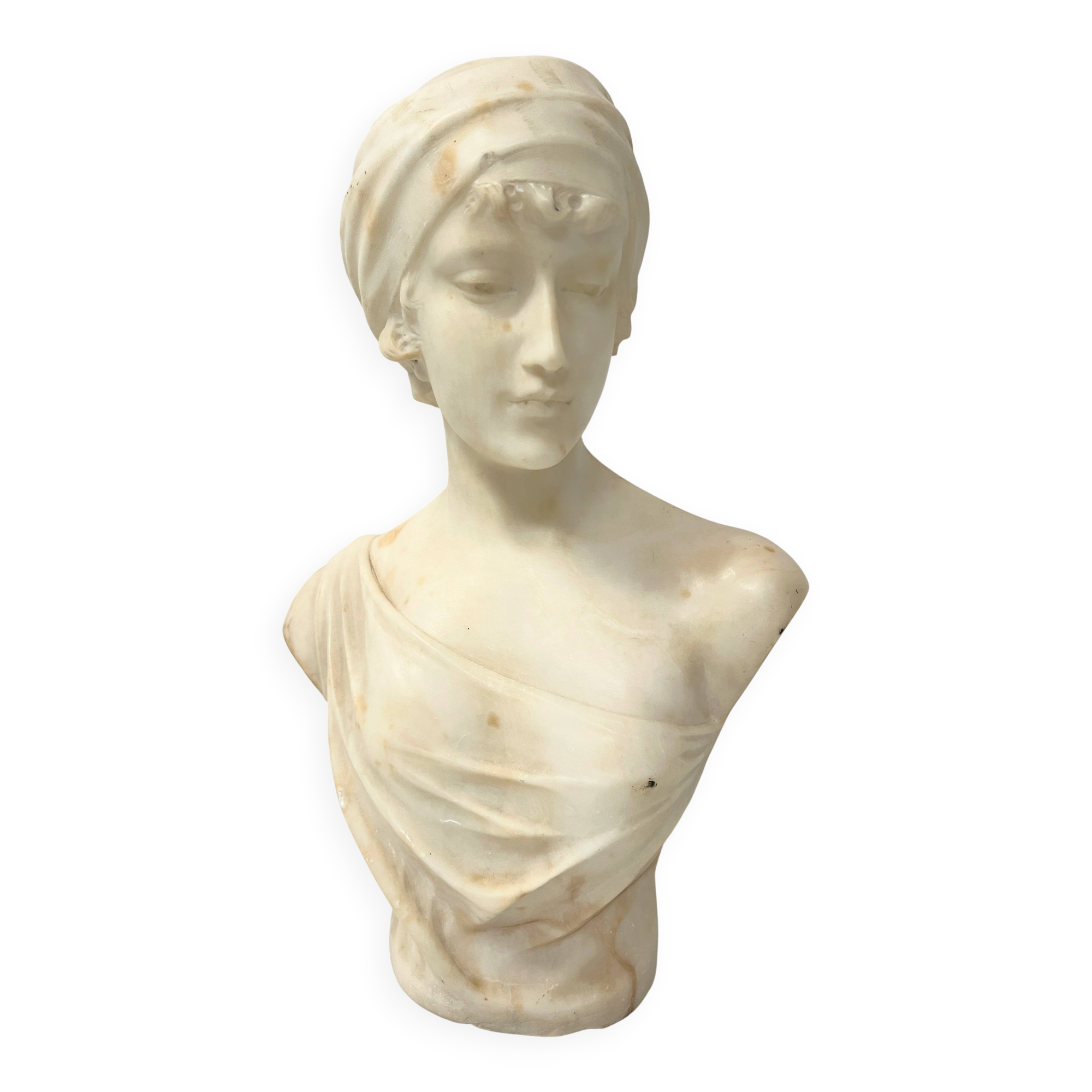 Sculpted marble group of a young woman's bust, 20th century.