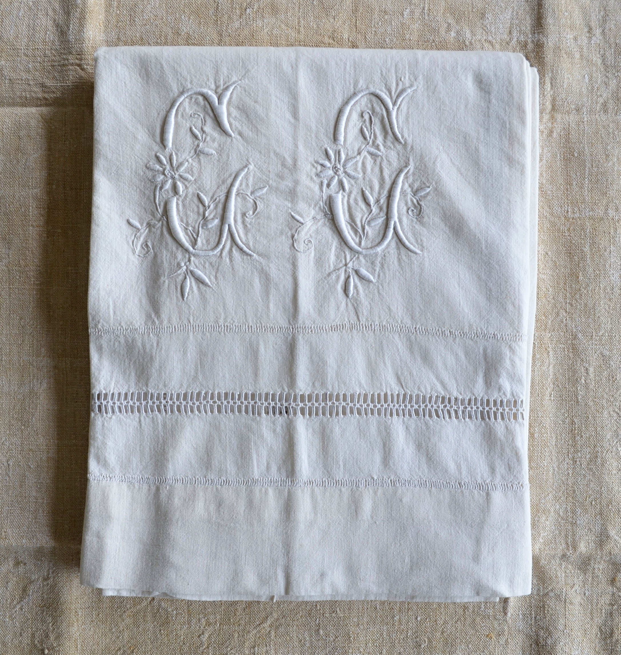 Ancient mestizo sheet embroidered