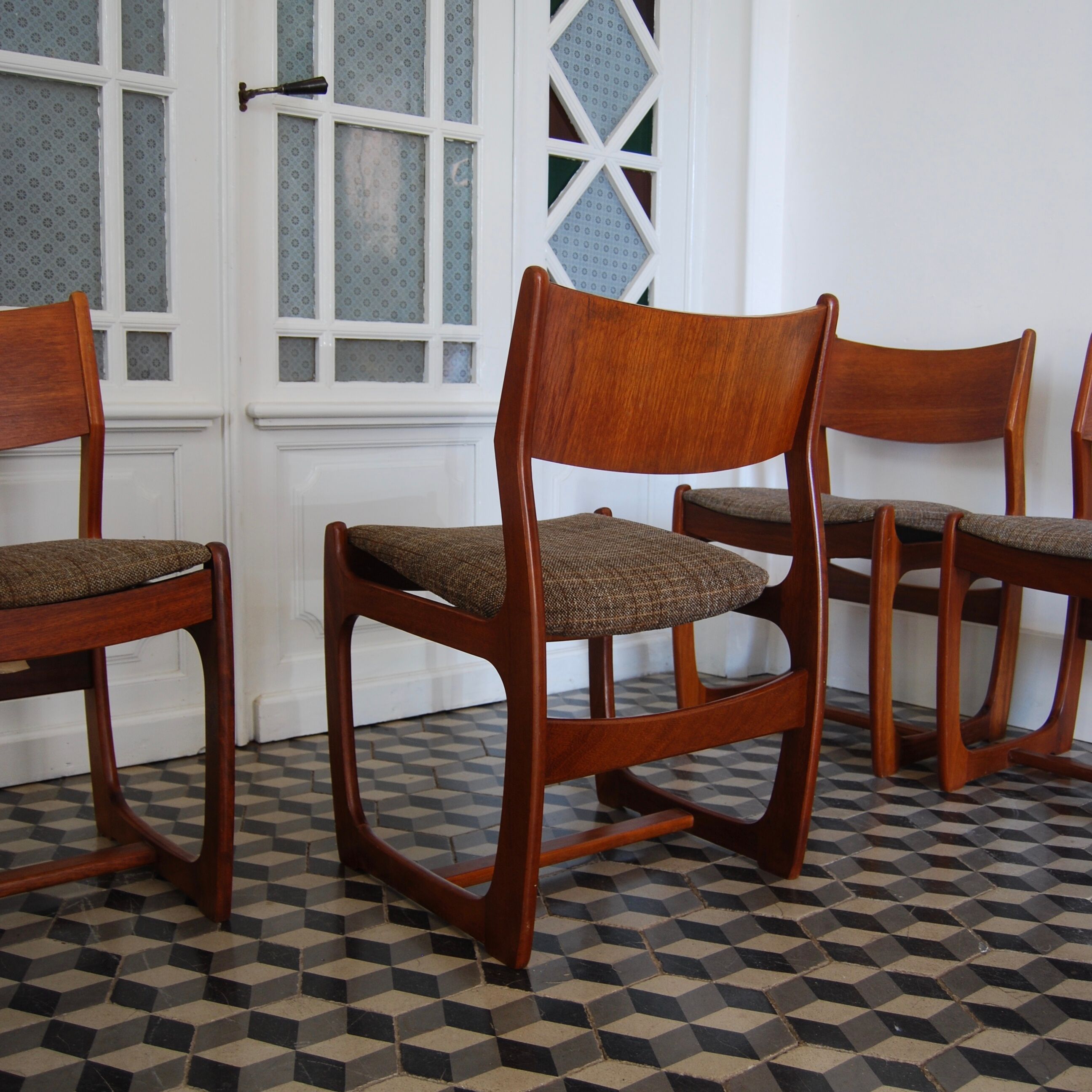 Portwood chairs teak